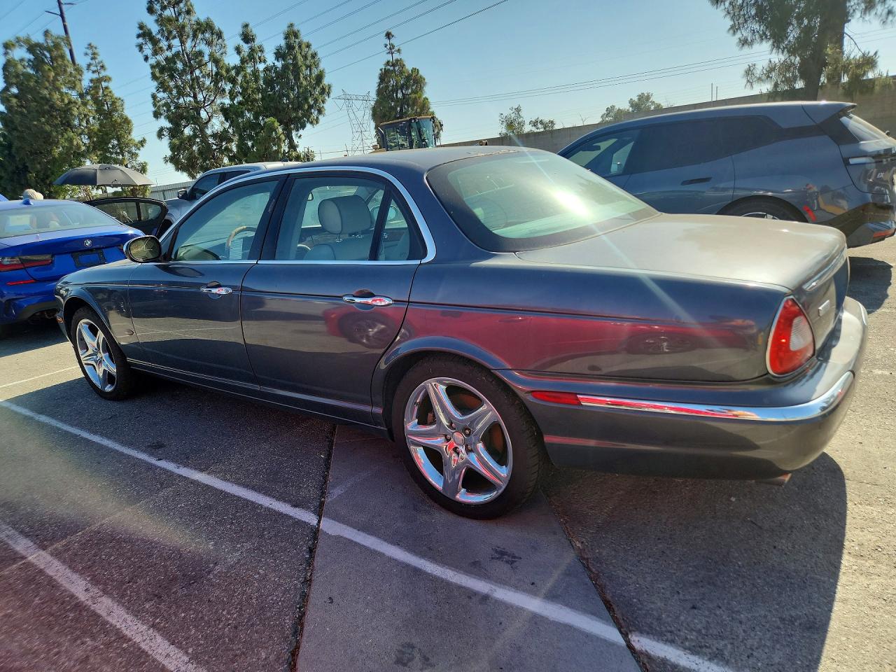 2007 Jaguar Xj8 Charcoal vin: SAJWA71BX7SH18240