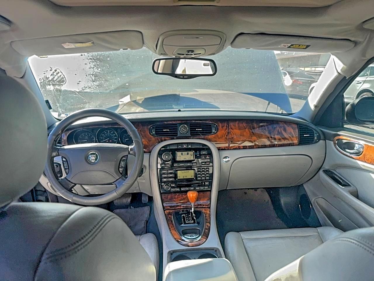 2004 Jaguar Xj8 Blue vin: SAJWA71C04SG25165