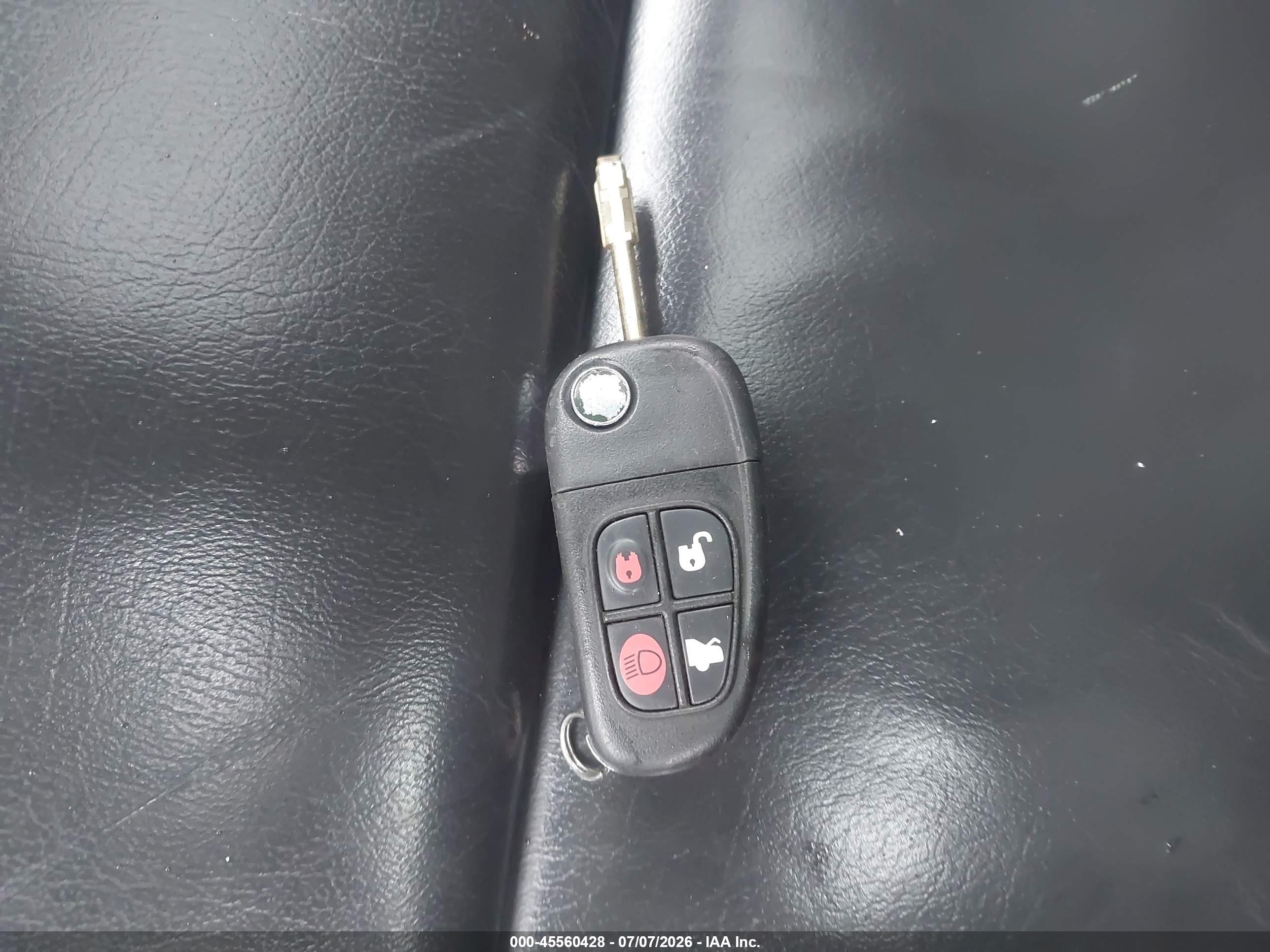 2004 Jaguar Xj Xj8 Серебряный vin: SAJWA71C14SG25983