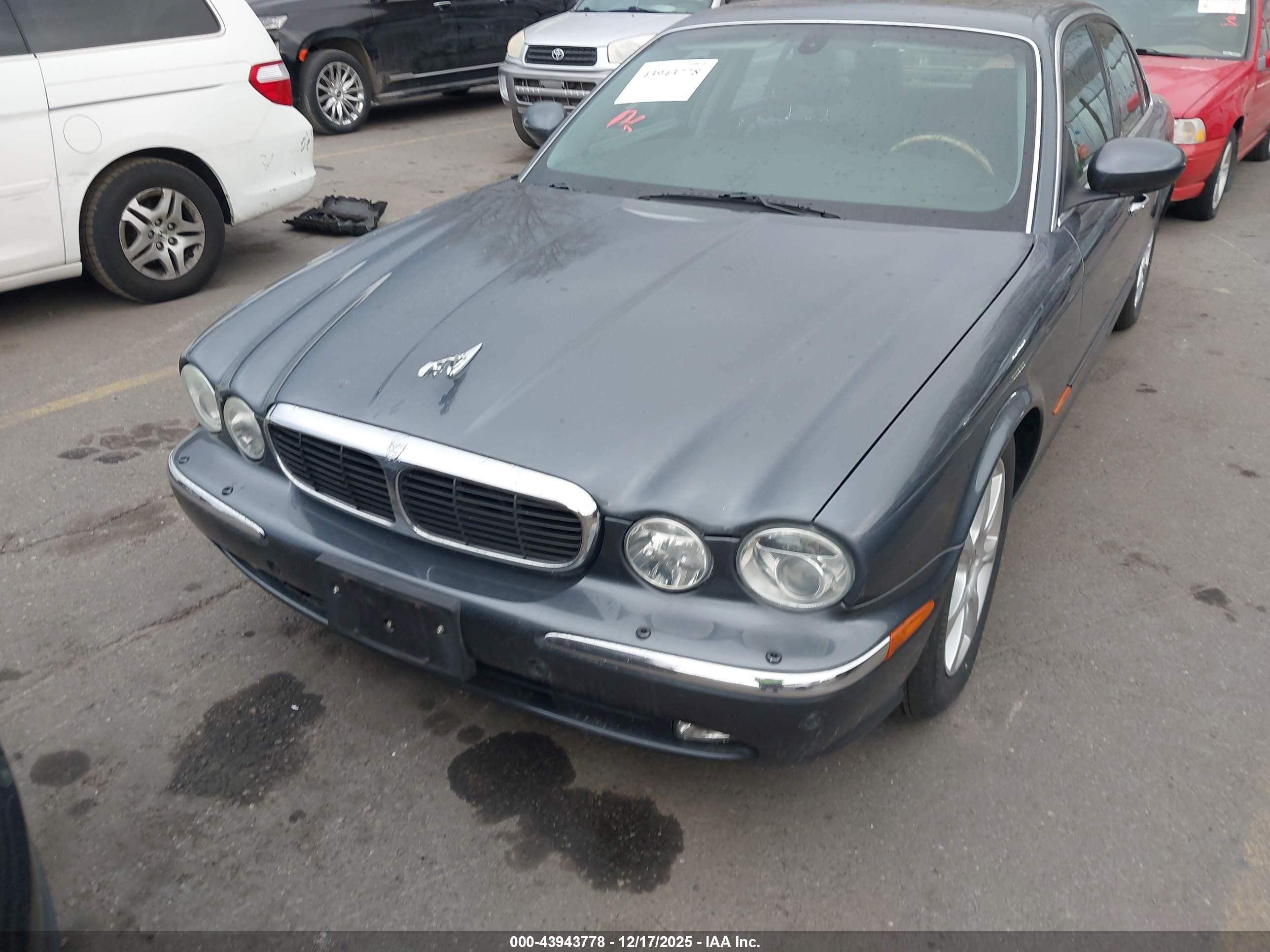 2004 Jaguar Xj Xj8 Black vin: SAJWA71C14SG31931