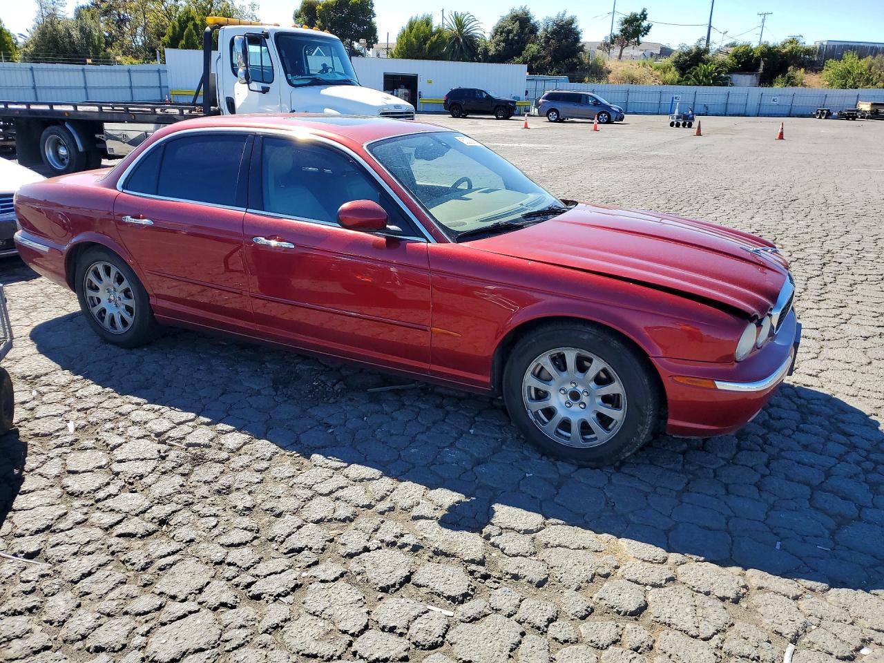 2004 Jaguar Xj8 Burgundy vin: SAJWA71C24SG13311