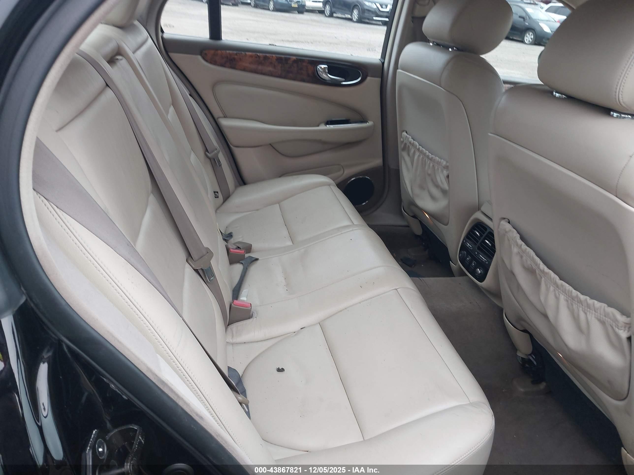 2004 Jaguar Xj Xj8 Black vin: SAJWA71C24SG30173