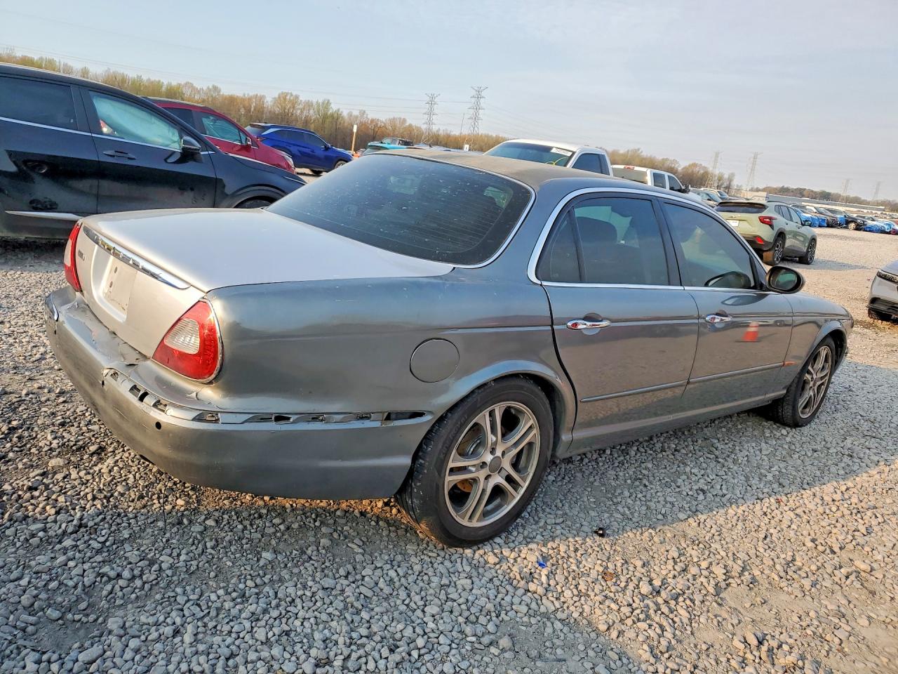 2004 Jaguar Xj8 Gray vin: SAJWA71C44SG21250