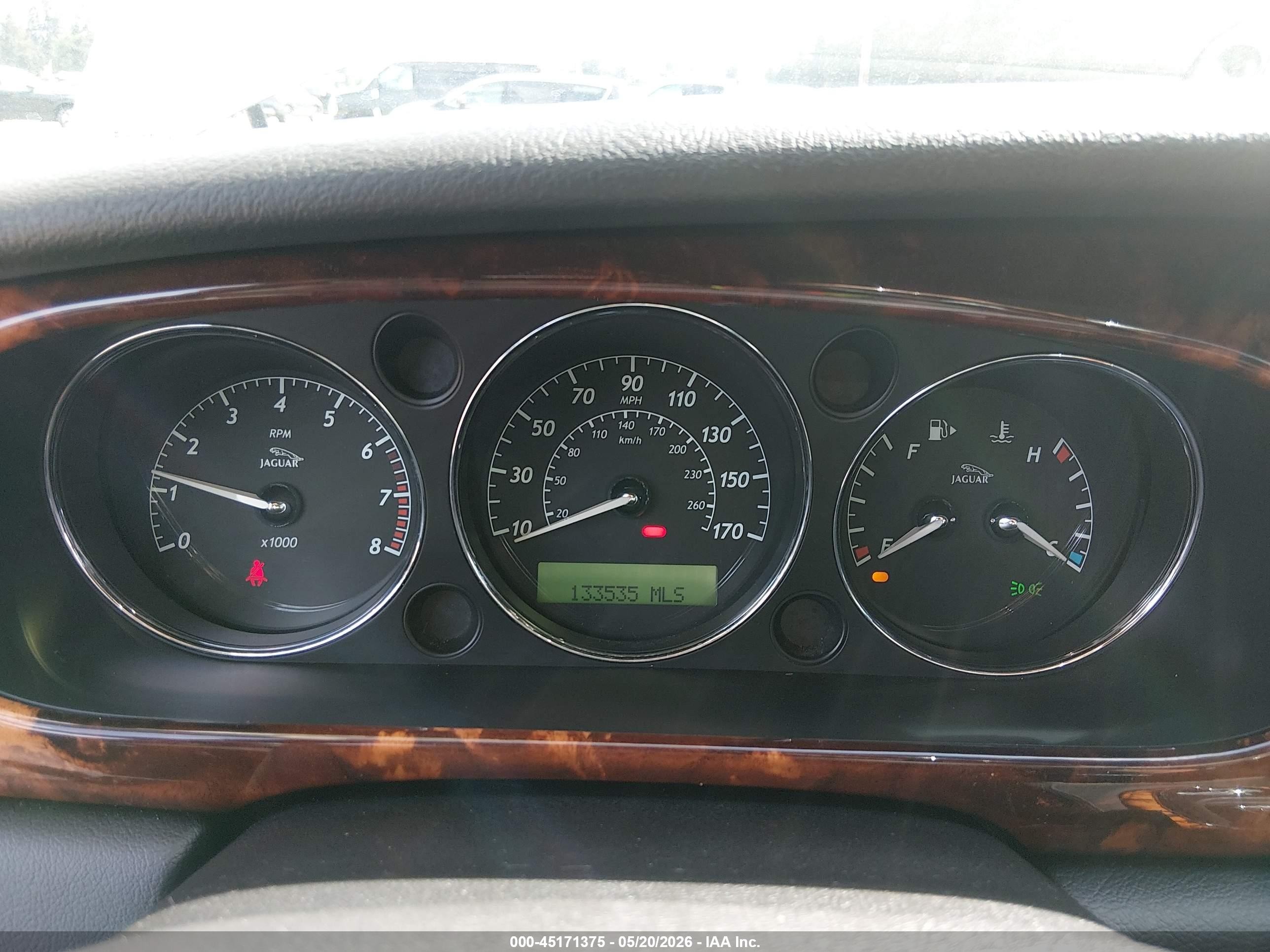 2004 Jaguar Xj Xj8 Silver vin: SAJWA71C44SG24536