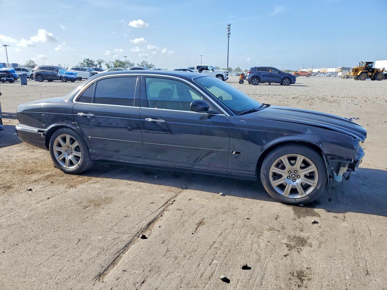 2004 Jaguar Xj8 Black vin: SAJWA71C44SG31213