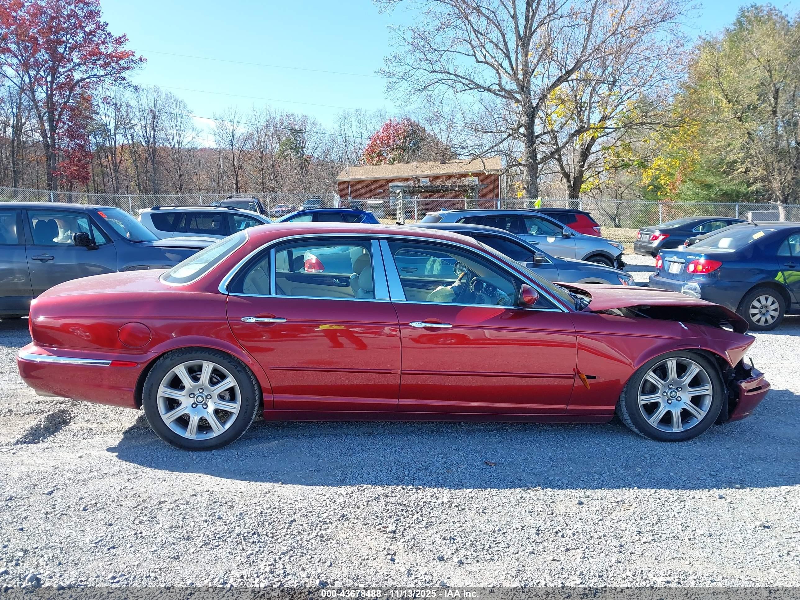 2004 Jaguar Xj Xj8 Красный vin: SAJWA71C64SG22478
