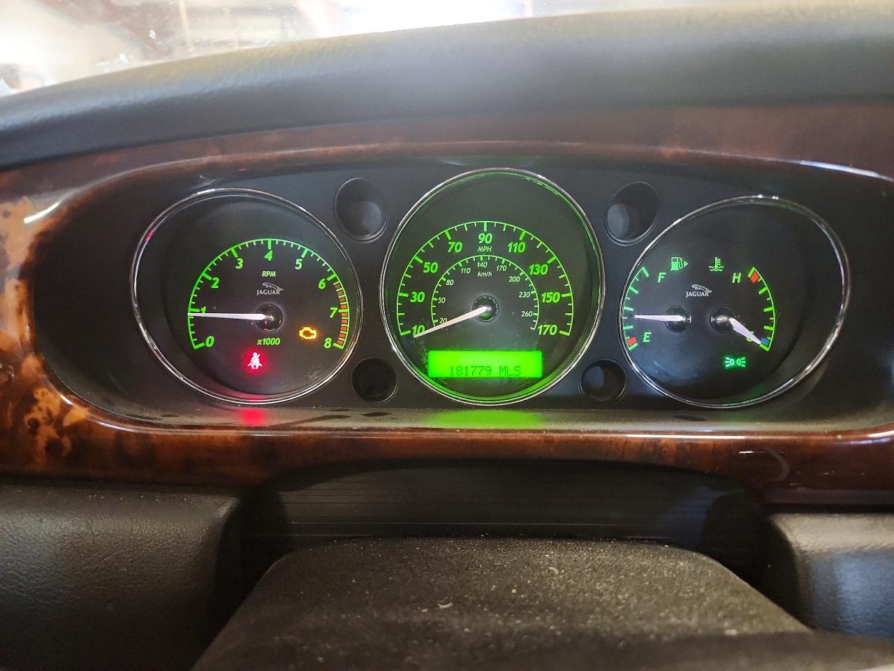 2004 Jaguar Xj8 Серый vin: SAJWA71C64SG22528