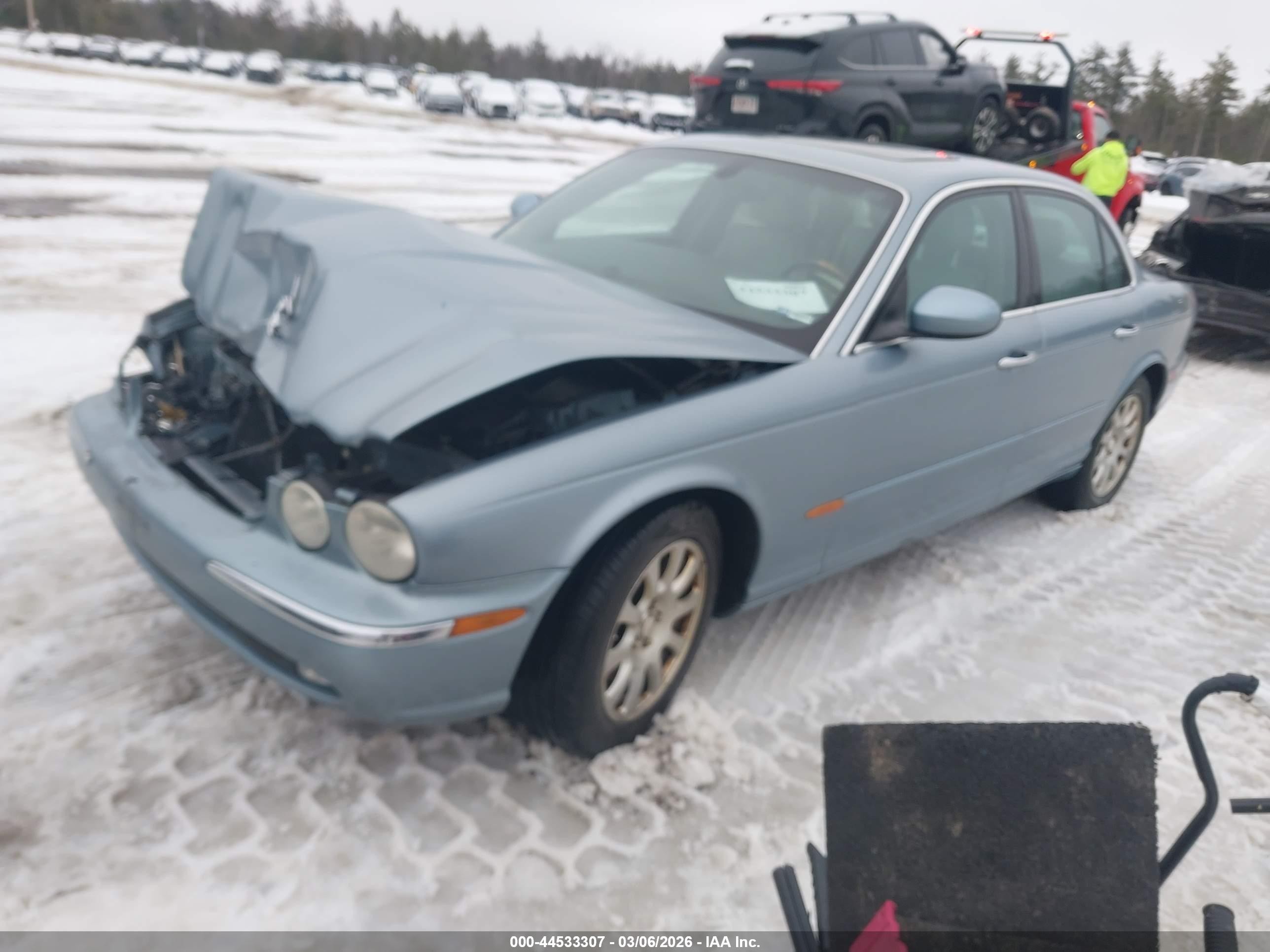 2004 Jaguar Xj Xj8 Blue vin: SAJWA71C74SG17001