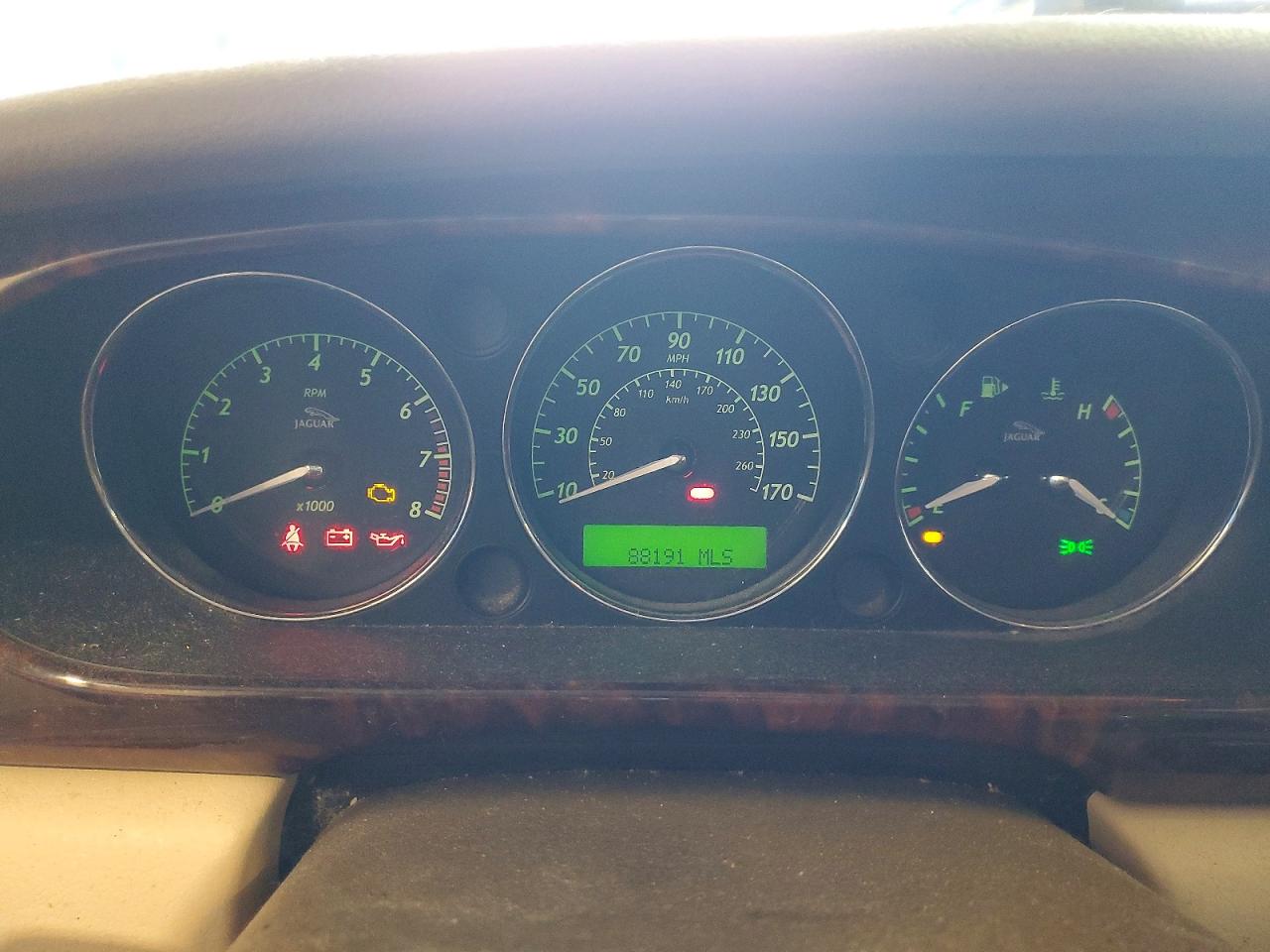 2004 Jaguar Xj8 Tan vin: SAJWA71C74SG29780