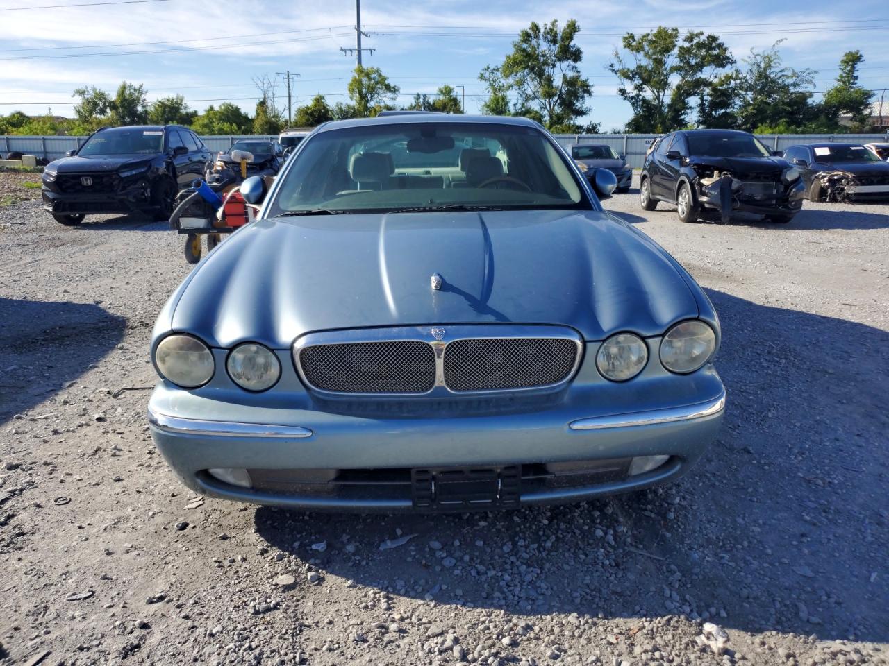 2004 Jaguar Xj8 Blue vin: SAJWA71C84SG14480
