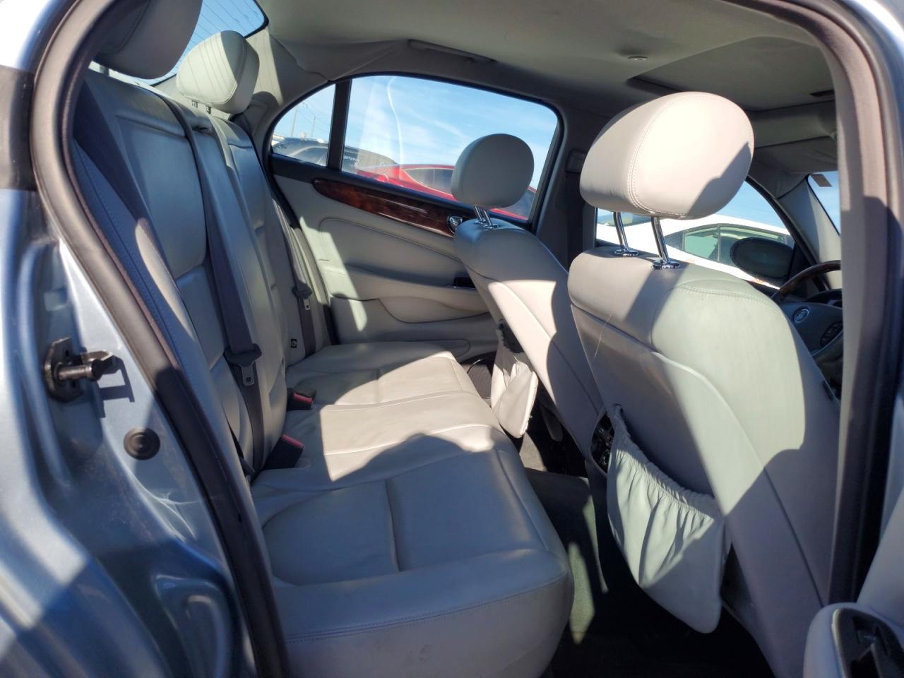 2004 Jaguar Xj8 Blue vin: SAJWA71C84SG14480