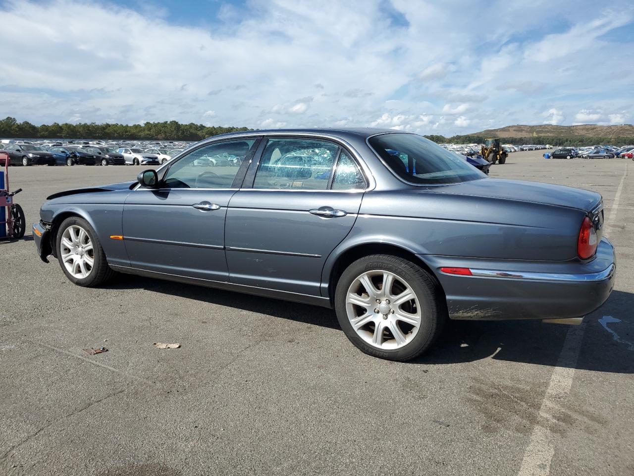 2004 Jaguar Xj8 Gray vin: SAJWA71C94SG21714