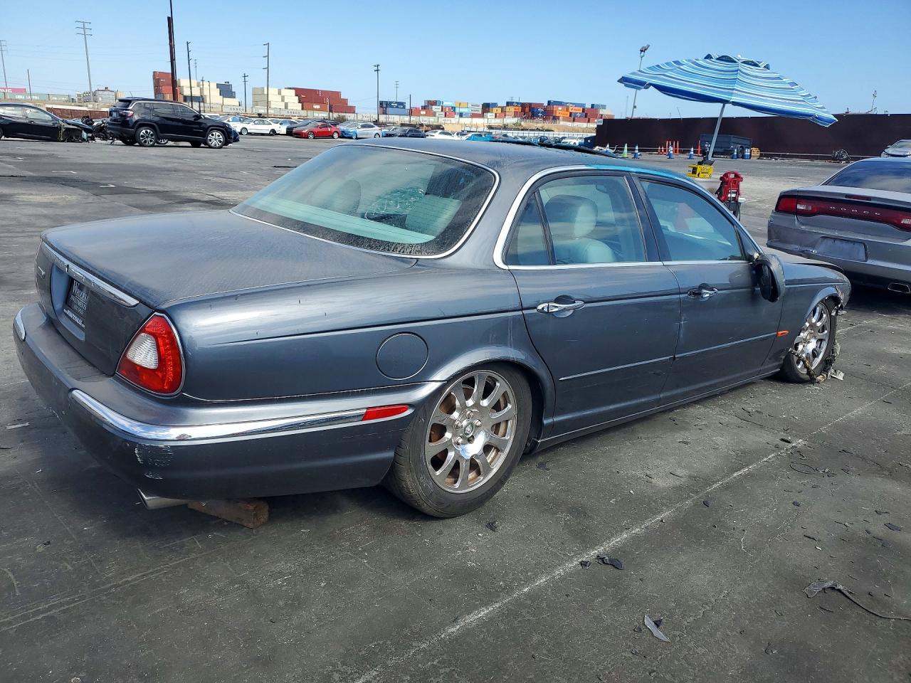 2004 Jaguar Xj8 Серый vin: SAJWA71C94SG31353