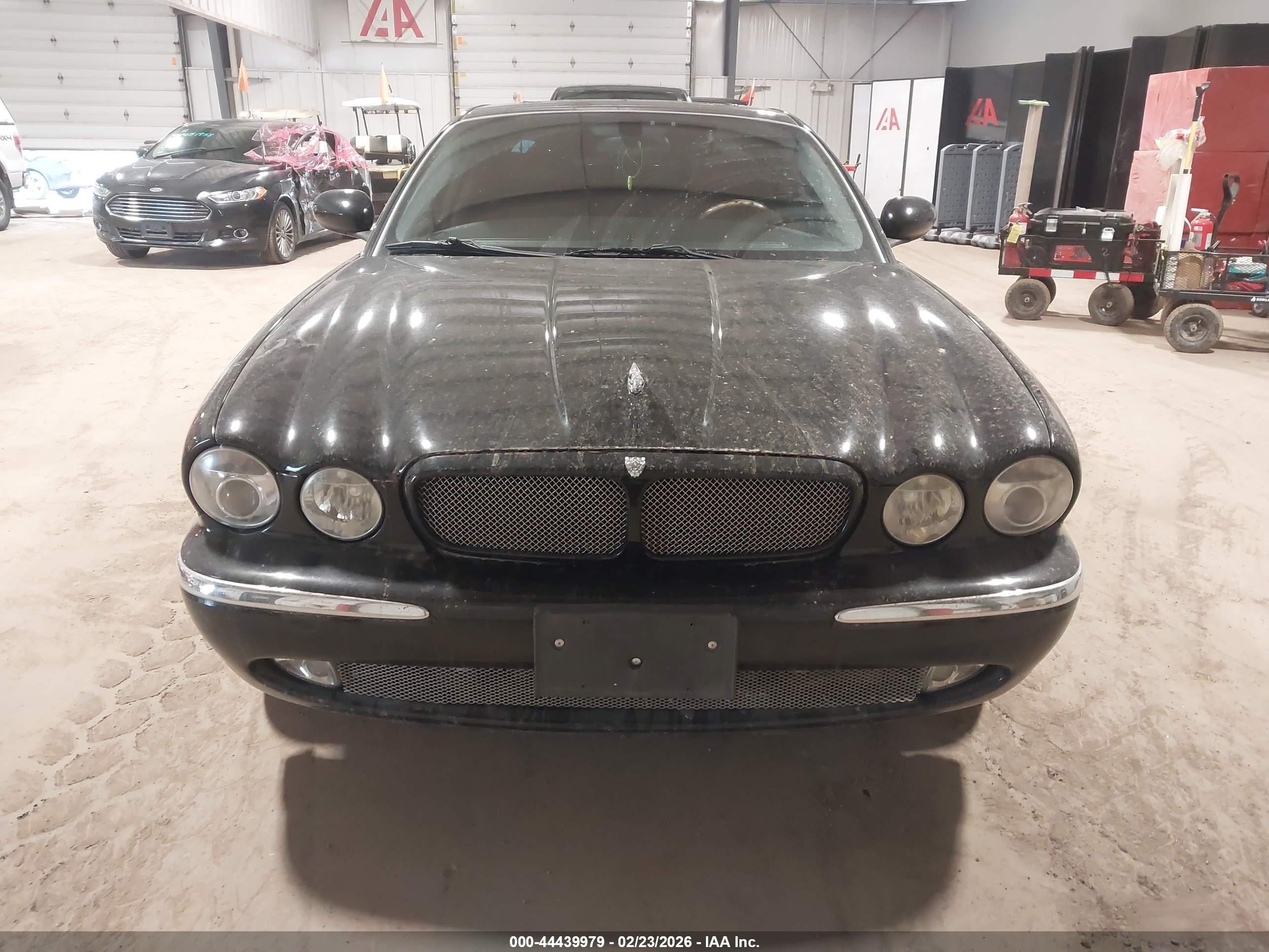 2004 Jaguar Xj Xjr Black vin: SAJWA73B24TG16899