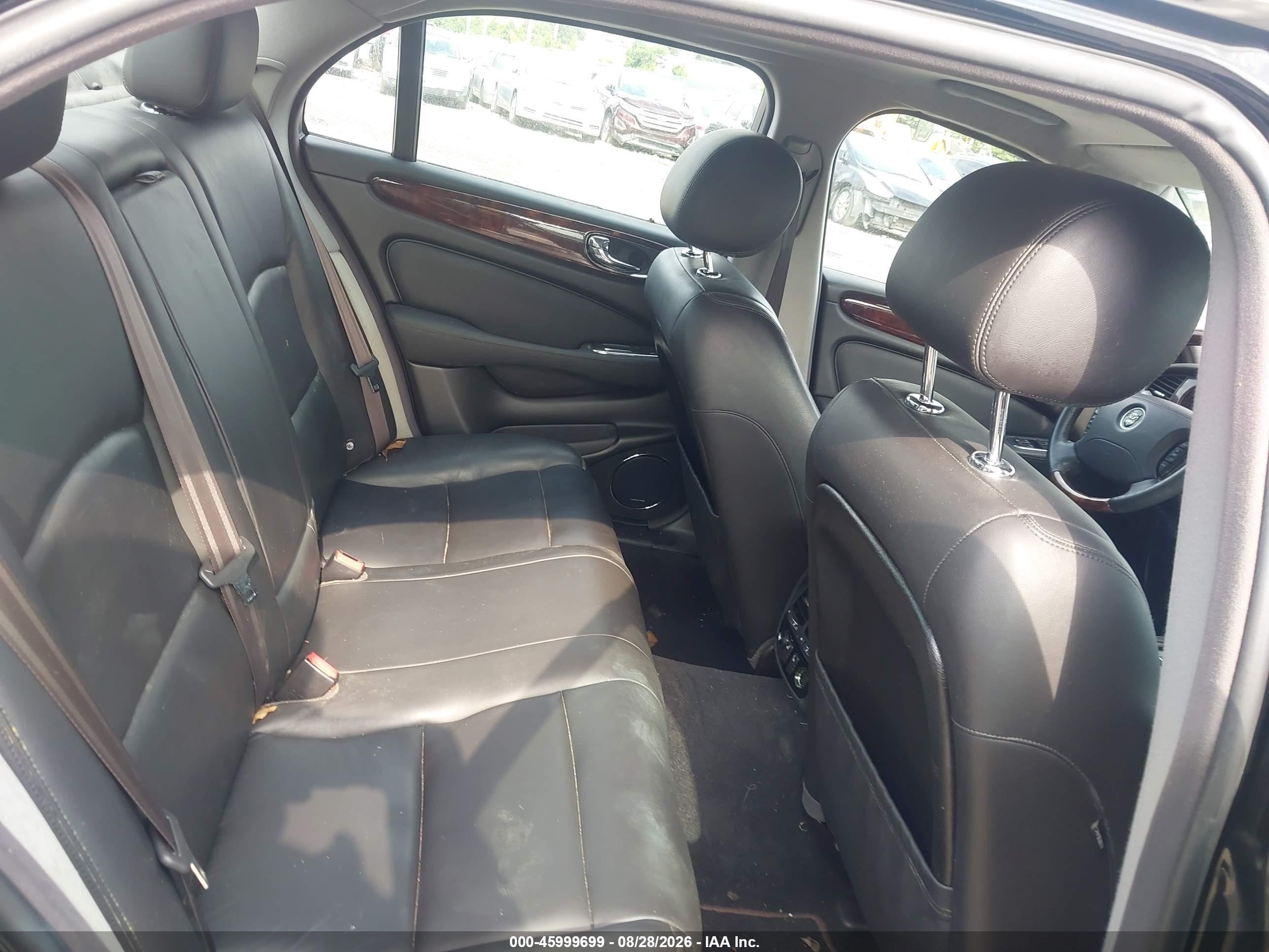 2004 Jaguar Xj Xjr Black vin: SAJWA73B44TG17388