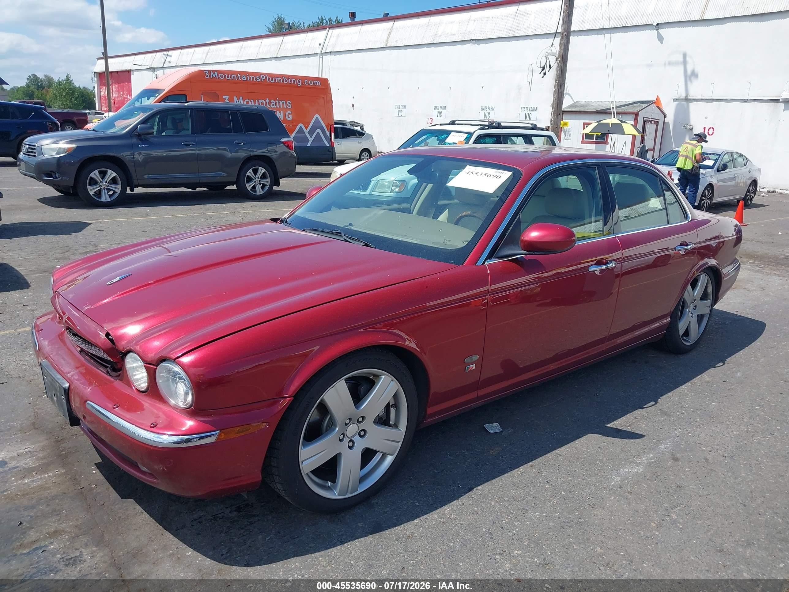 2006 Jaguar Xj Xjr Red vin: SAJWA73C66TH01448