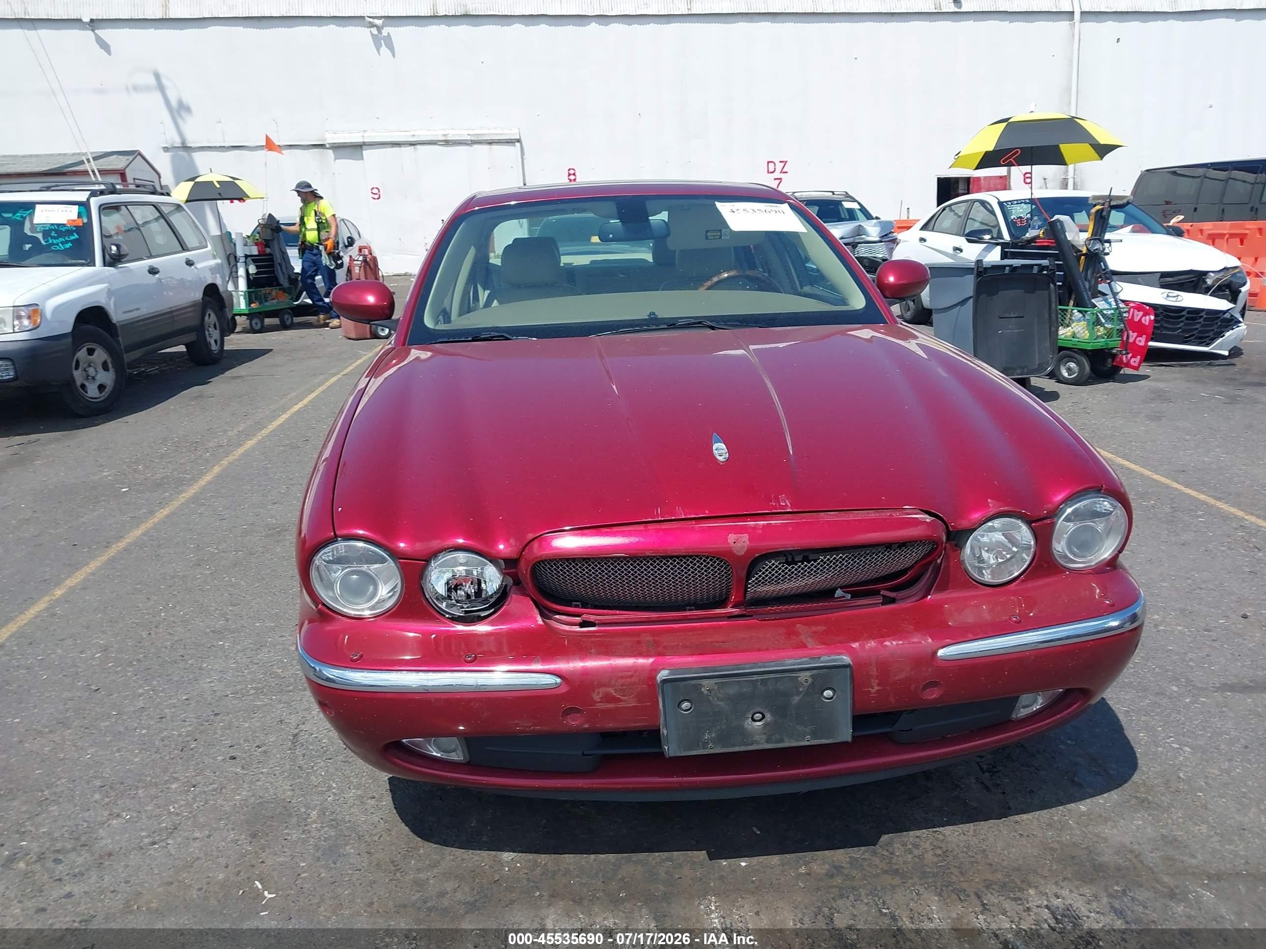 2006 Jaguar Xj Xjr Red vin: SAJWA73C66TH01448