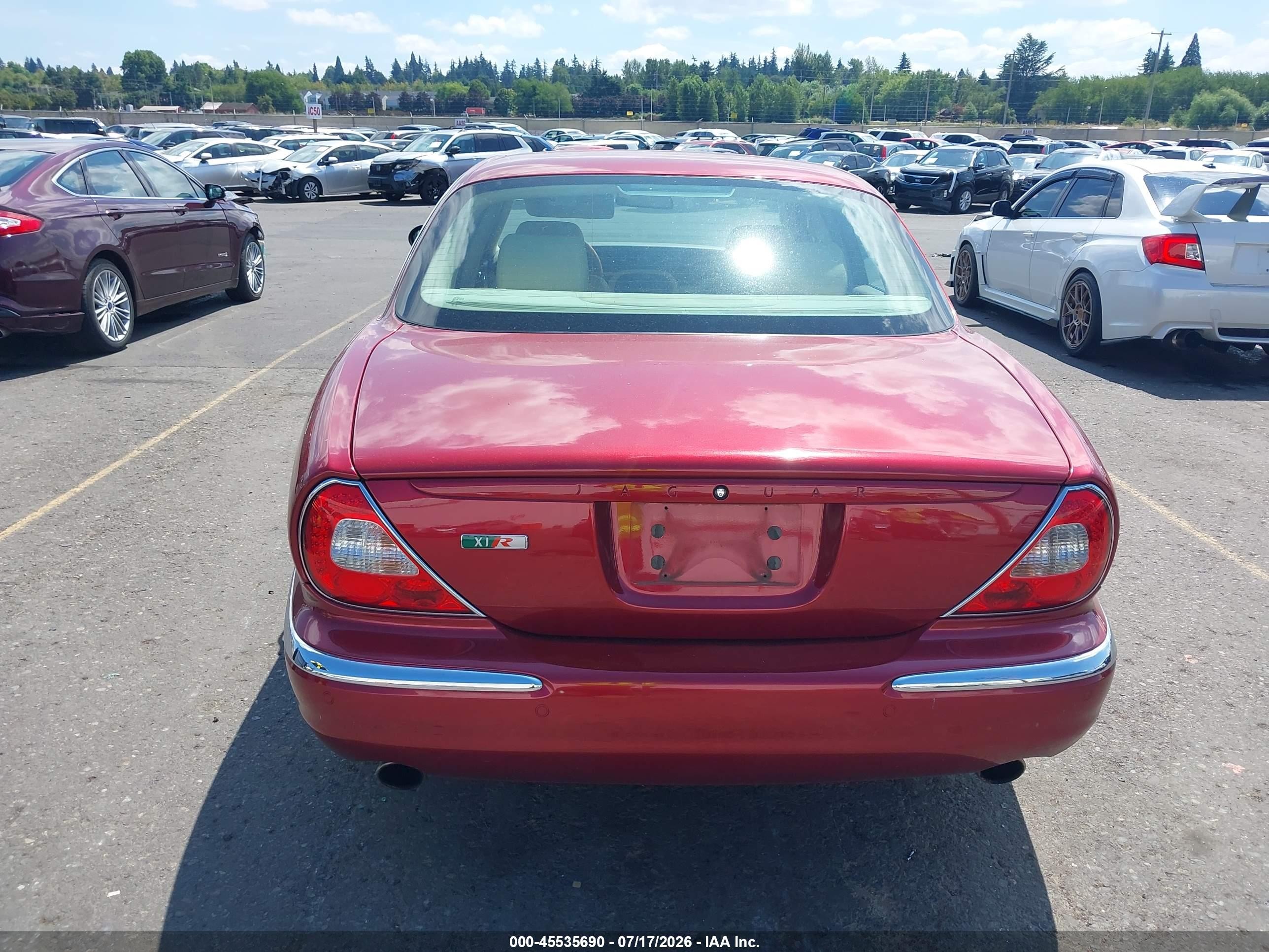 2006 Jaguar Xj Xjr Red vin: SAJWA73C66TH01448