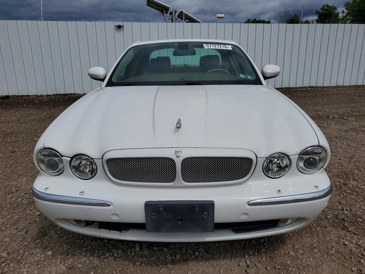 2006 Jaguar Xjr White vin: SAJWA73C96TH03632