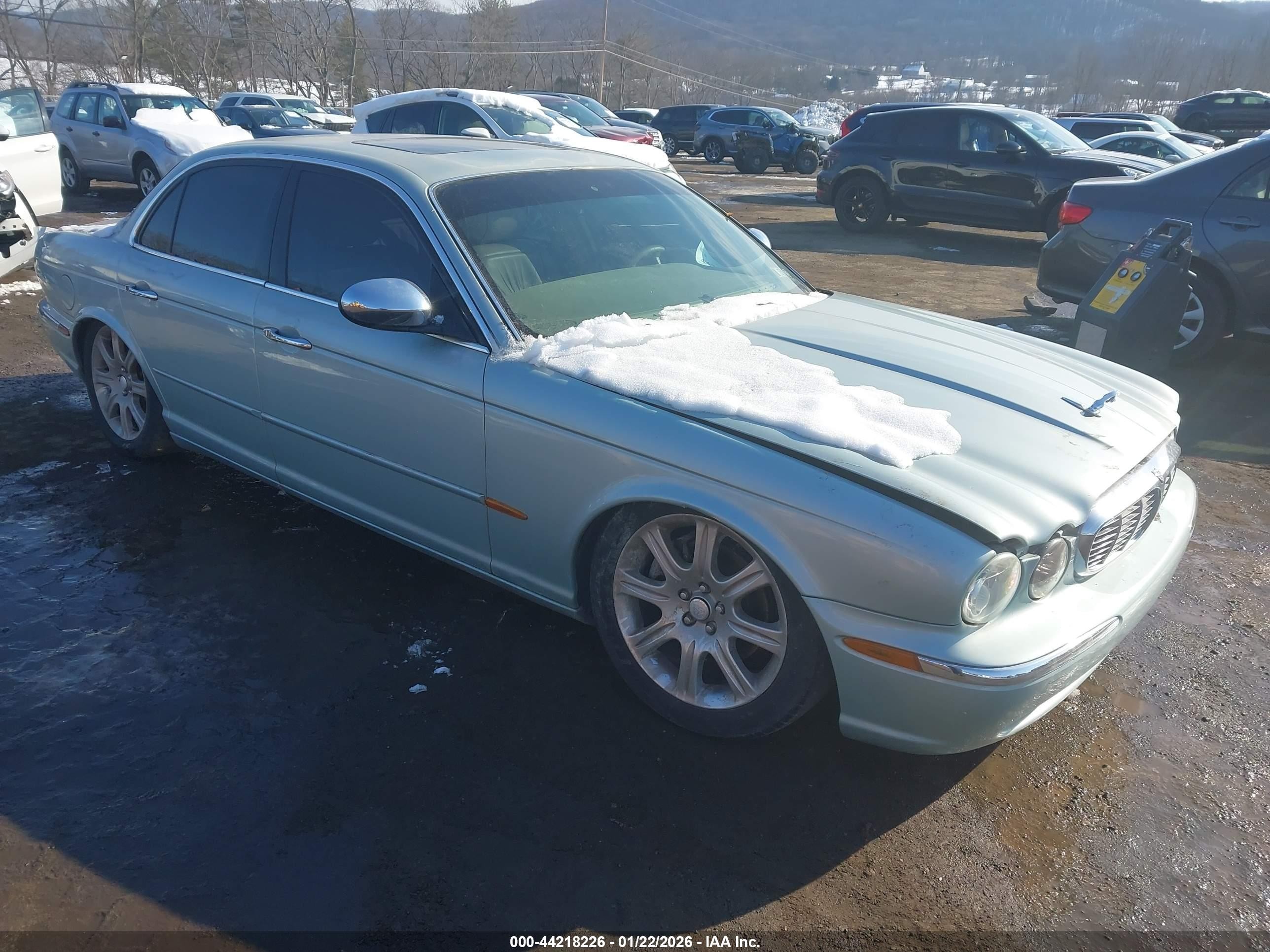 2004 Jaguar Xj Vanden Plas Blue vin: SAJWA74C34SG16830