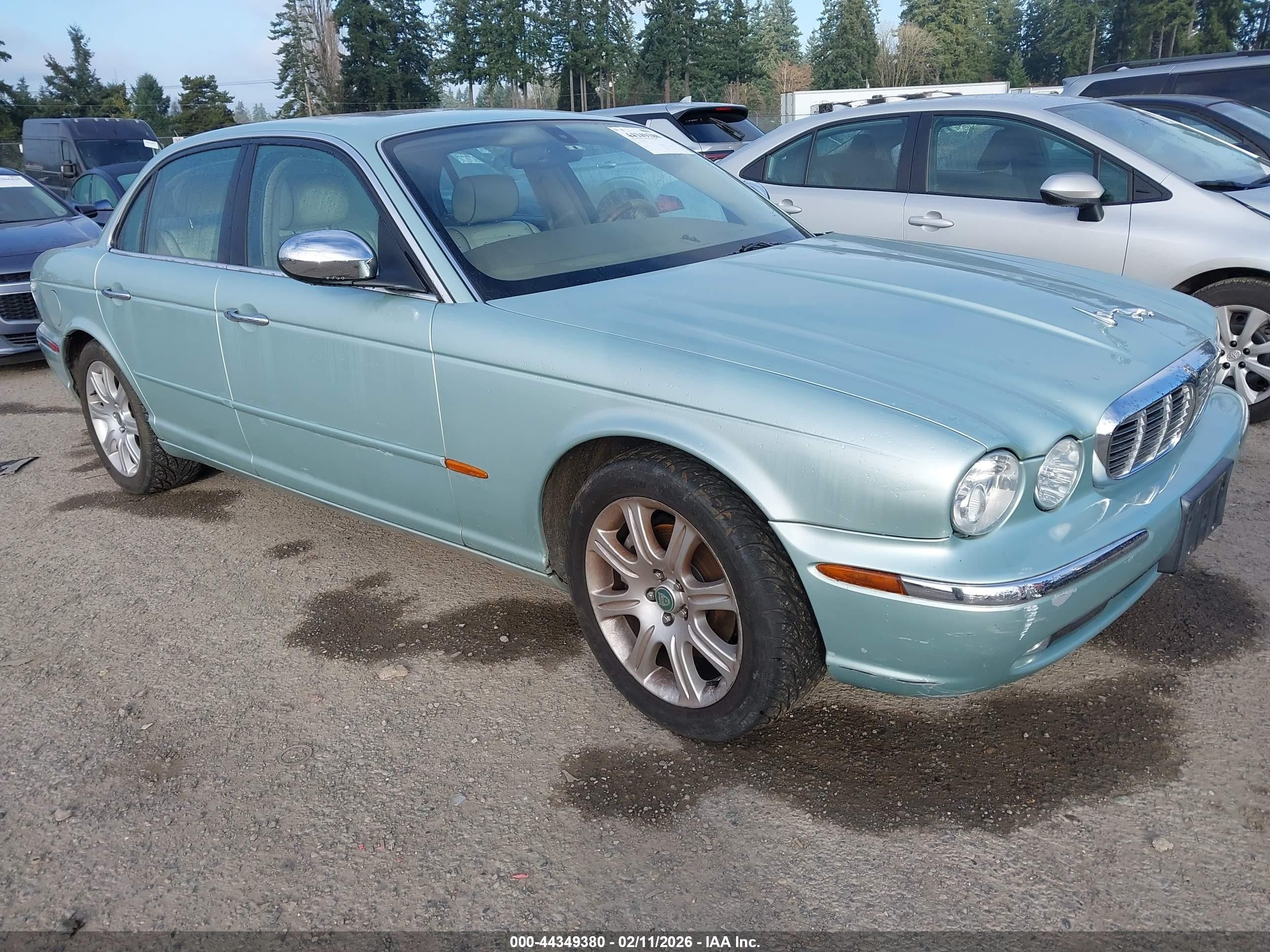 2004 Jaguar Xj Vanden Plas Silver vin: SAJWA74C54SG13895