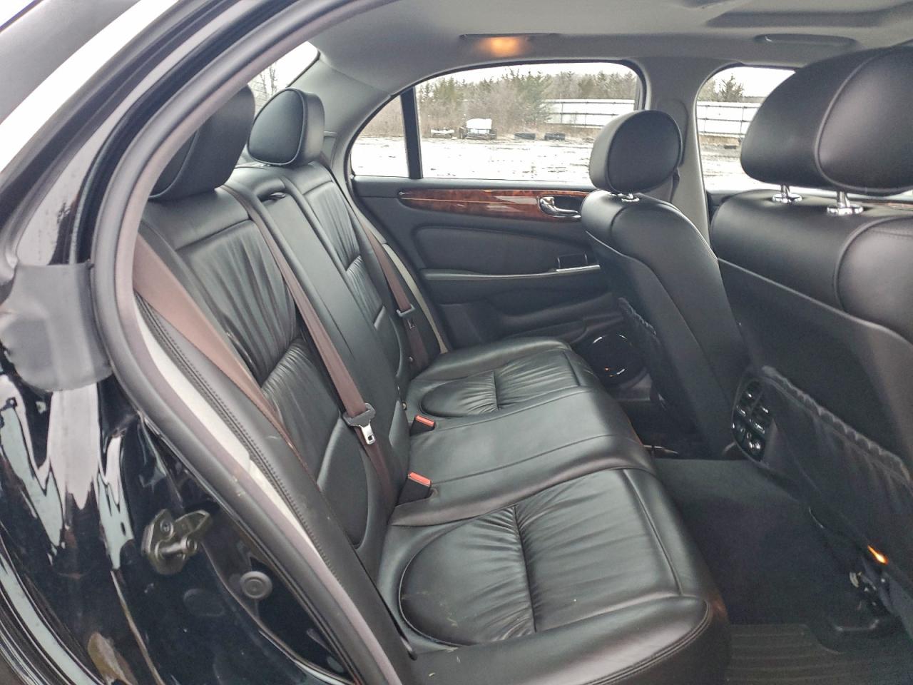 2004 Jaguar Vandenplas Black vin: SAJWA74C84SG22218