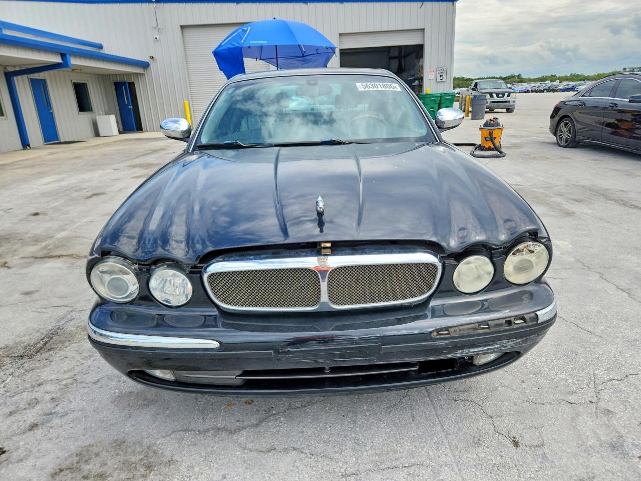 2004 Jaguar Vandenplas Black vin: SAJWA74CX4SG15058