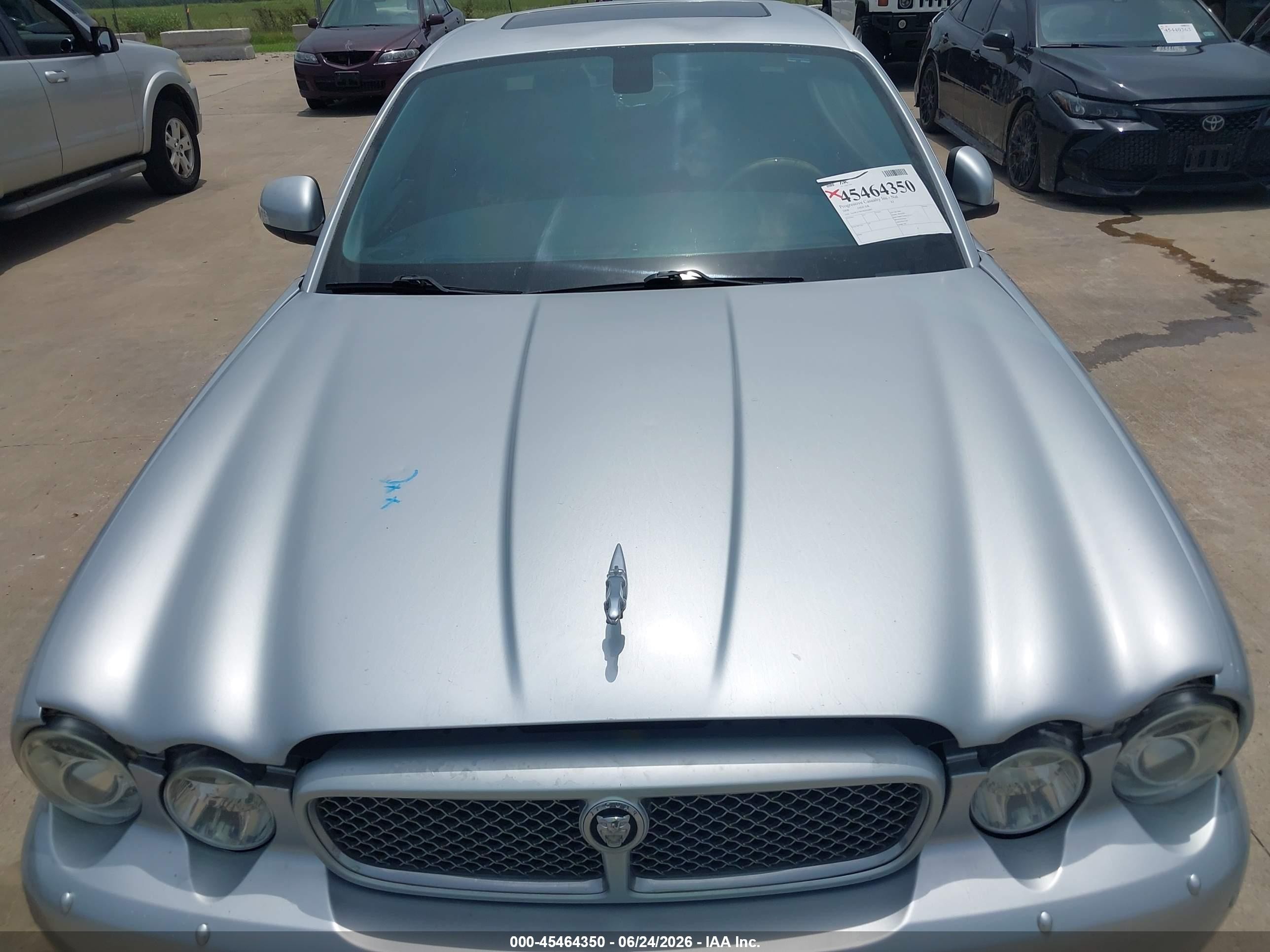 2008 Jaguar Xj Xj8 L Серебряный vin: SAJWA79B18SH26961