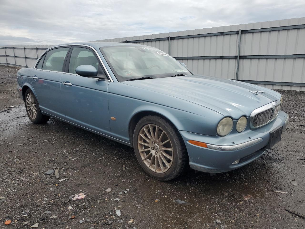 2006 Jaguar Xj8 L Blue vin: SAJWA79B26SH09180
