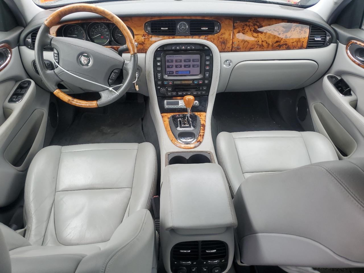 2006 Jaguar Xj8 L Blue vin: SAJWA79B26SH09180