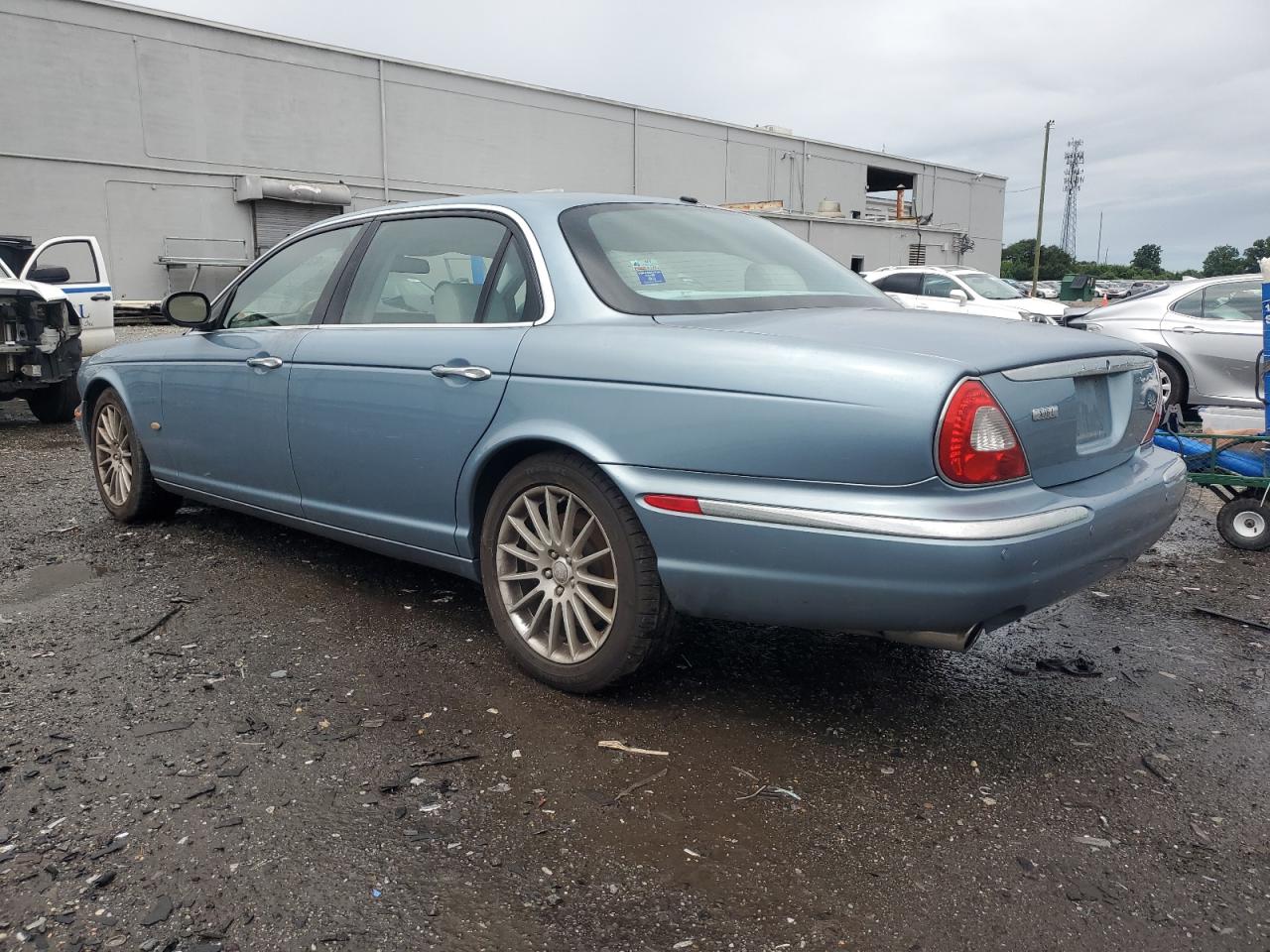 2006 Jaguar Xj8 L Blue vin: SAJWA79B26SH09180