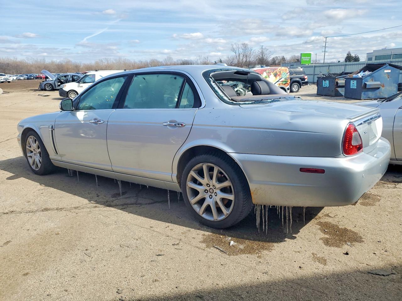2008 Jaguar Xj8 L Silver vin: SAJWA79B28SH23163