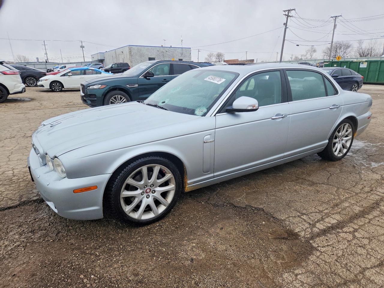 2008 Jaguar Xj8 L Silver vin: SAJWA79B28SH23163