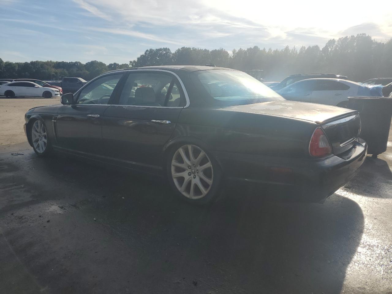 2008 Jaguar Xj8 L Green vin: SAJWA79B68SH19648