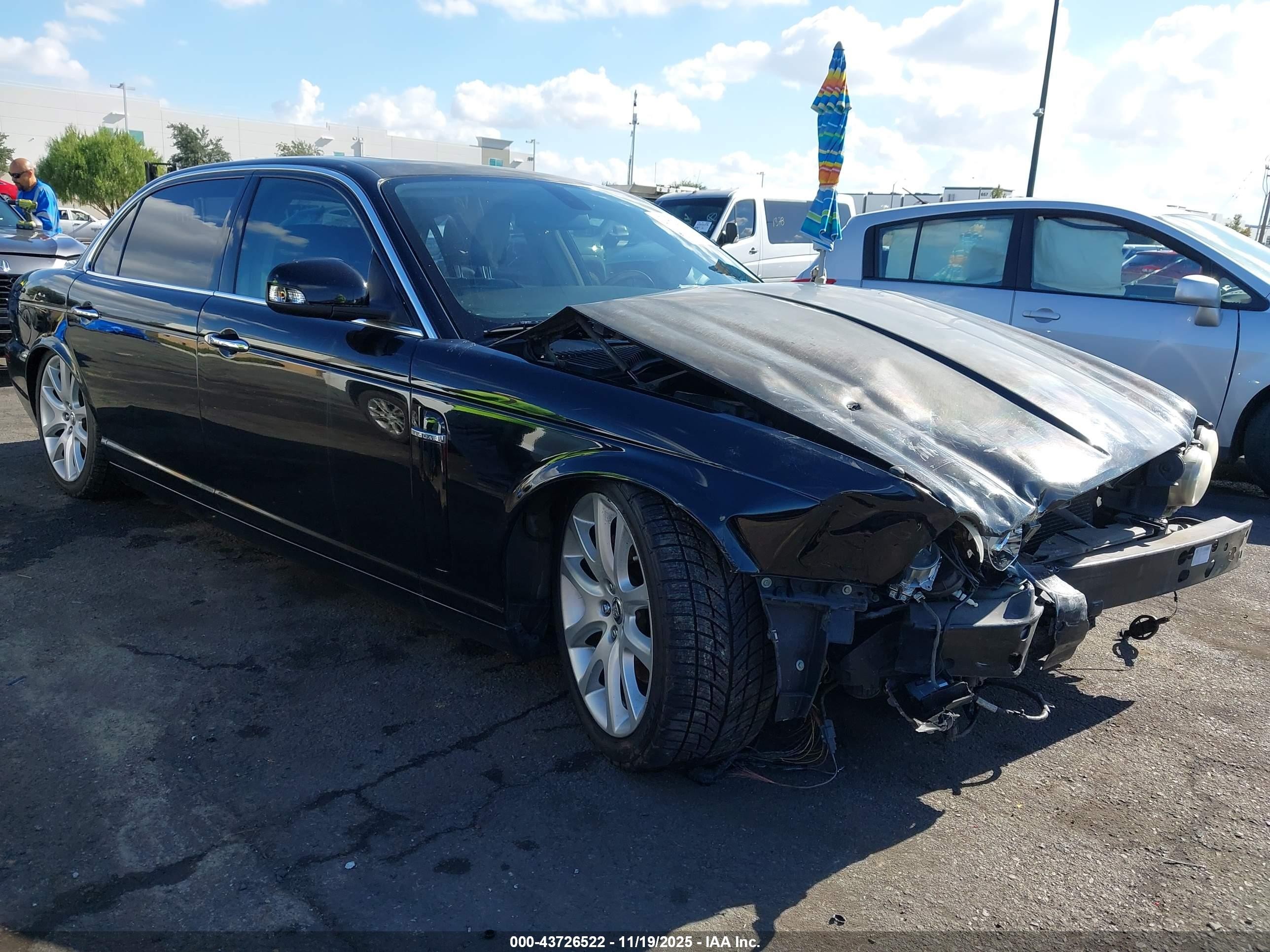 2008 Jaguar Xj Xj8 L Black vin: SAJWA79B68SH21531