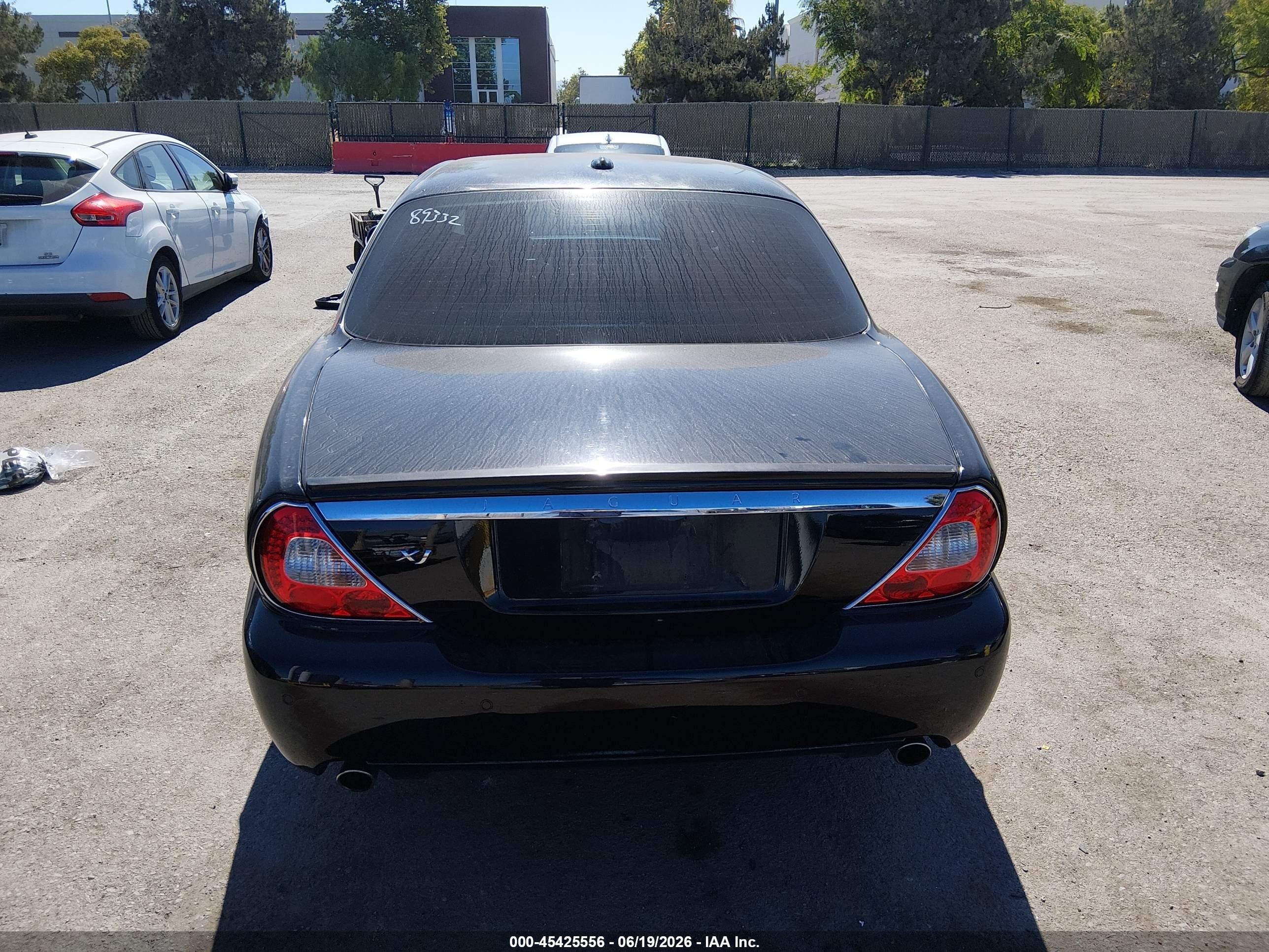 2008 Jaguar Xj Xj8 L Black vin: SAJWA79B78SH23062