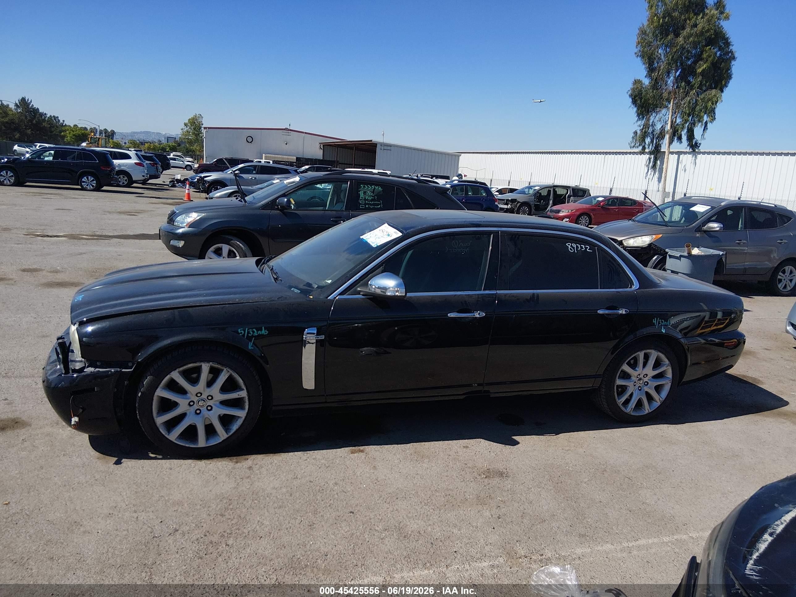 2008 Jaguar Xj Xj8 L Black vin: SAJWA79B78SH23062