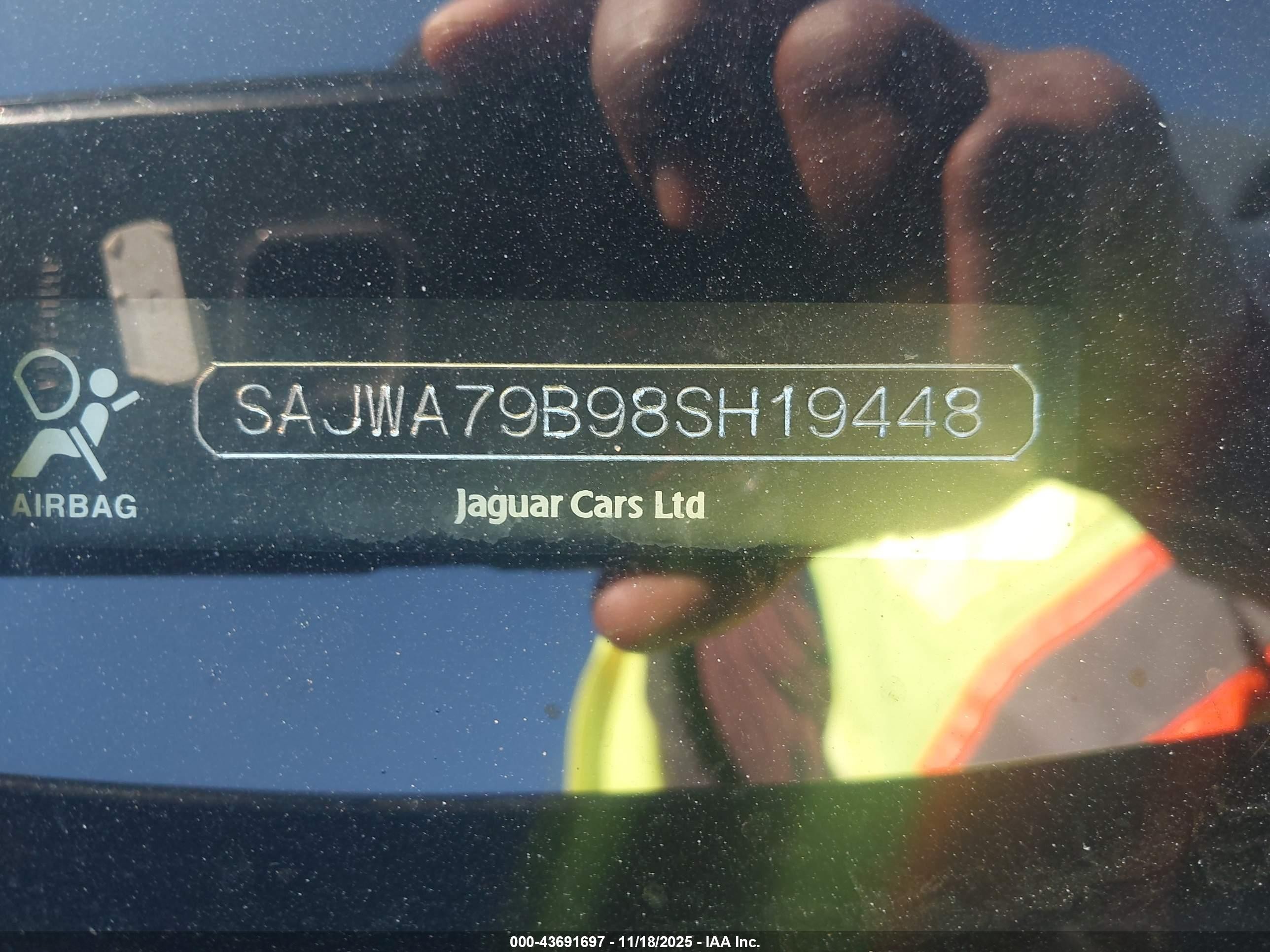 2008 Jaguar Xj Xj8 L Black vin: SAJWA79B98SH19448
