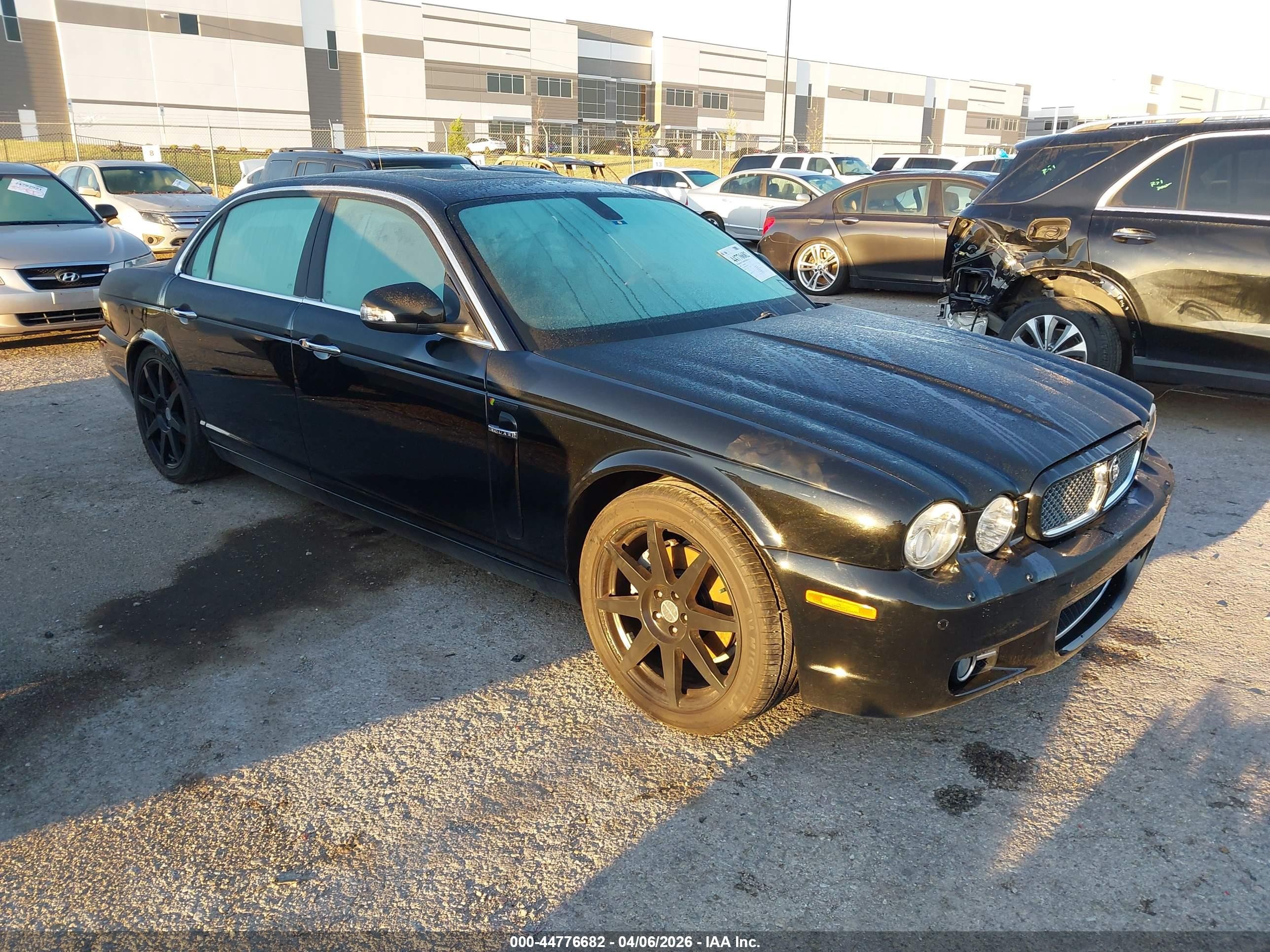 2009 Jaguar Xj Xj8 L Черный vin: SAJWA79BX9SH30606