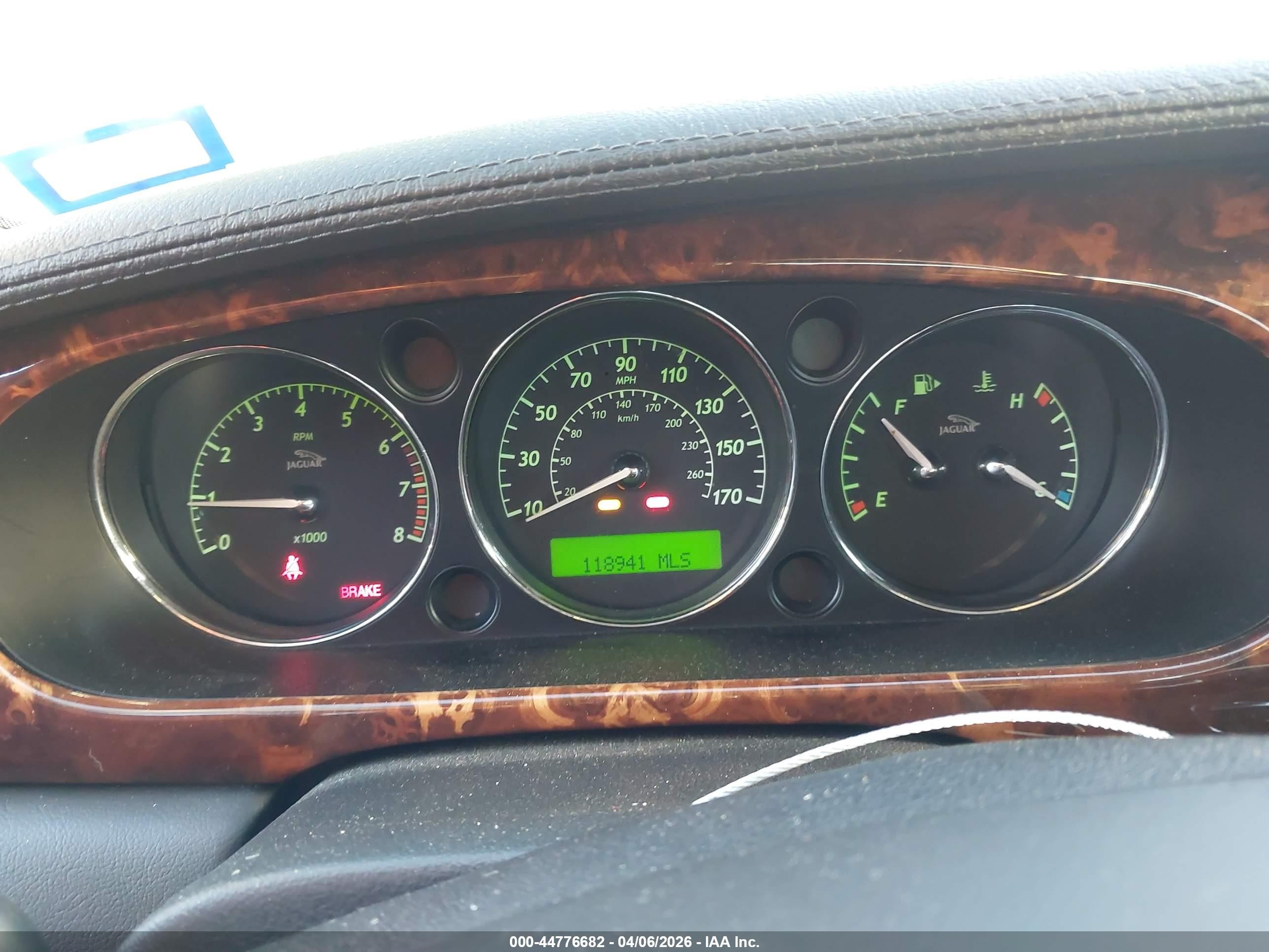 2009 Jaguar Xj Xj8 L Черный vin: SAJWA79BX9SH30606