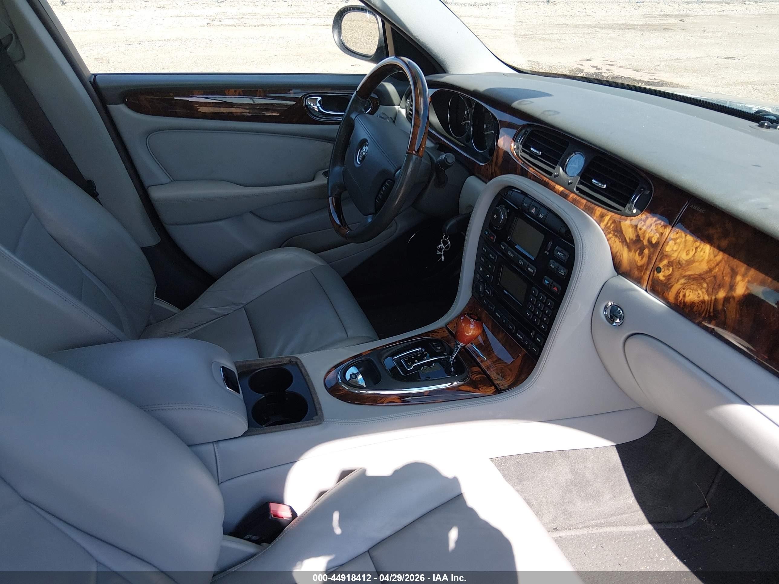 2005 Jaguar Xj Xj8 L Light Blue vin: SAJWA79C25SG48050