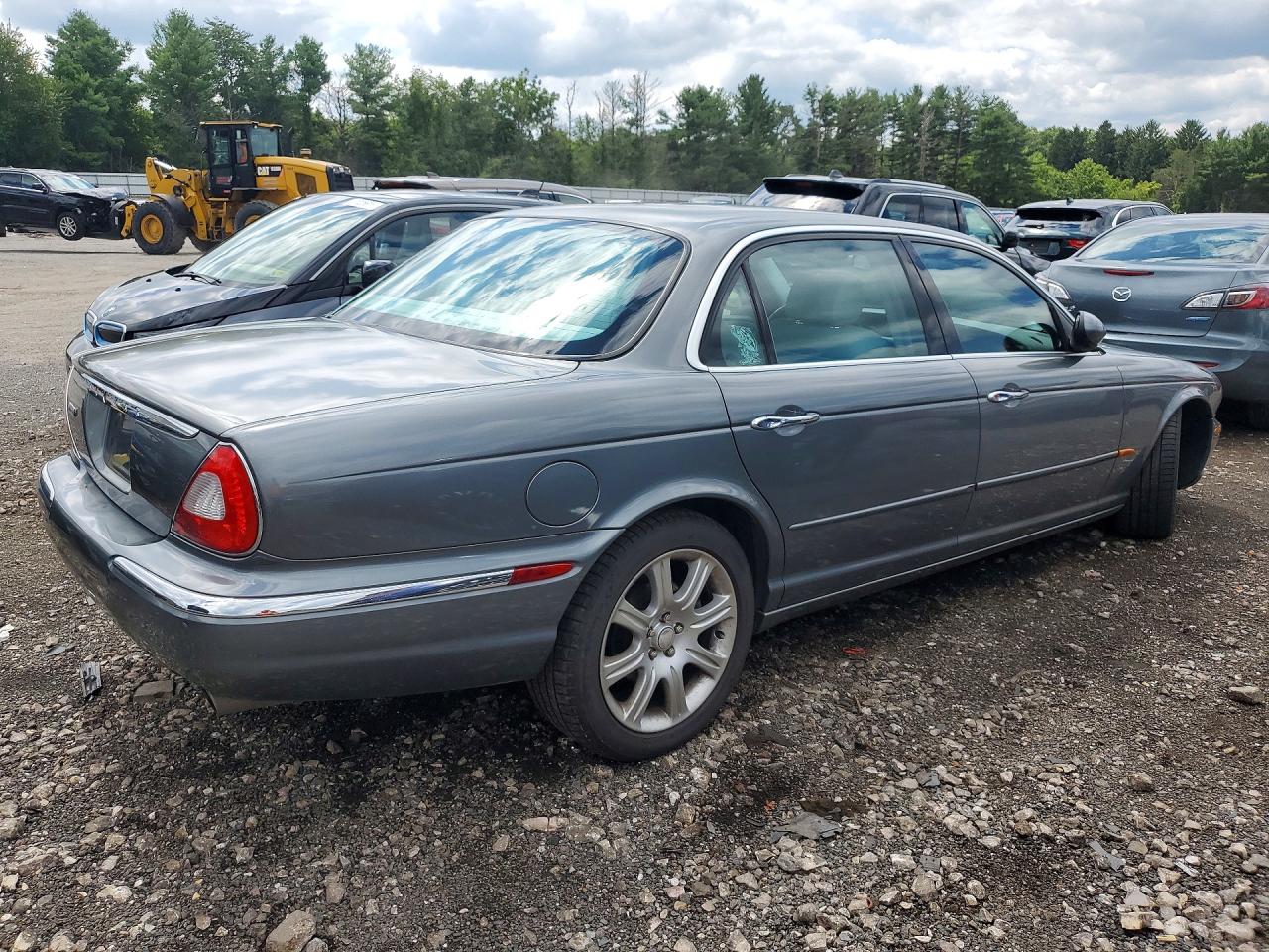 2005 Jaguar Xj8 L Серый vin: SAJWA79C55SG42064