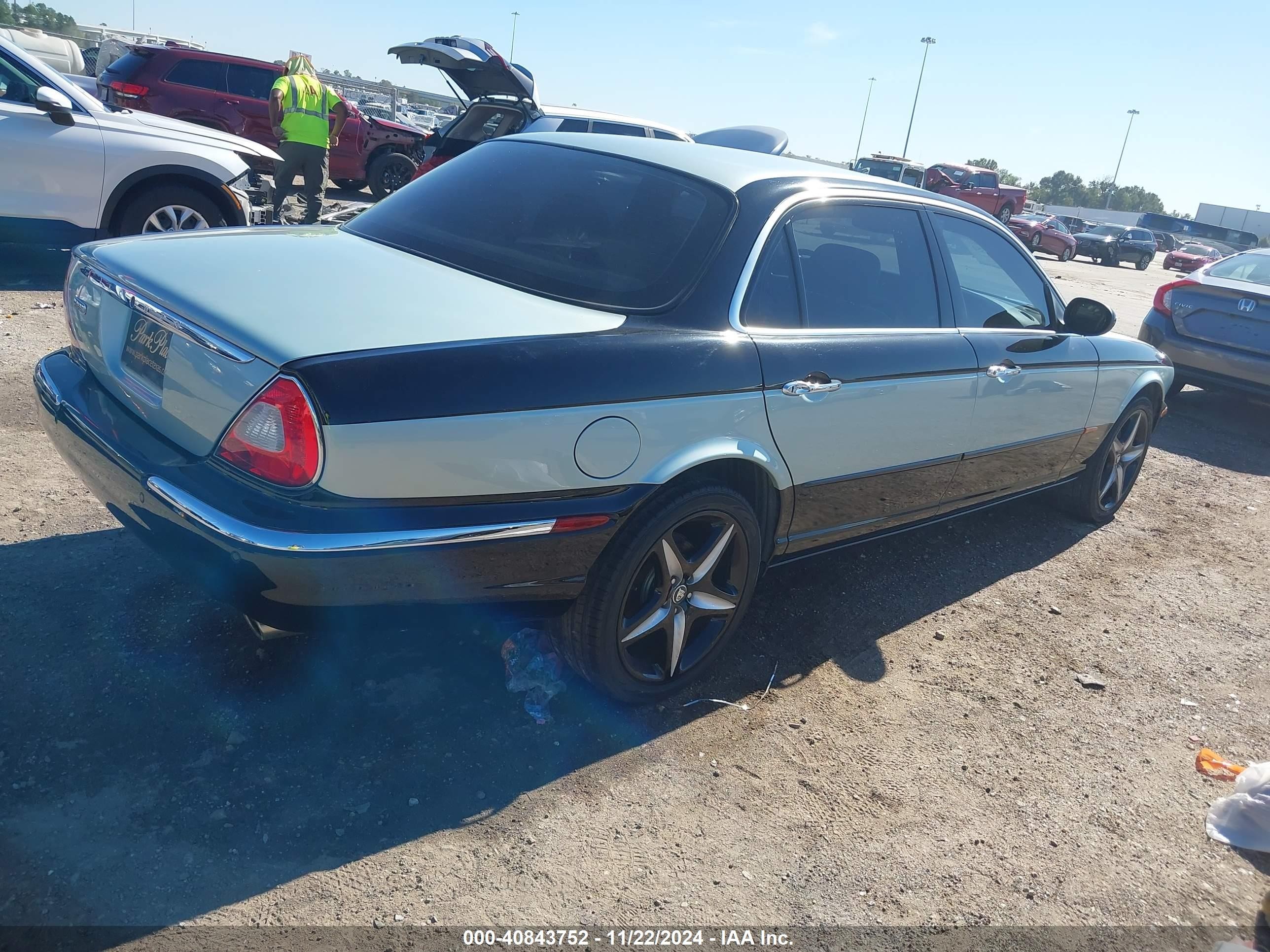 2005 Jaguar Xj Xj8 L Silver vin: SAJWA79C85SG43791