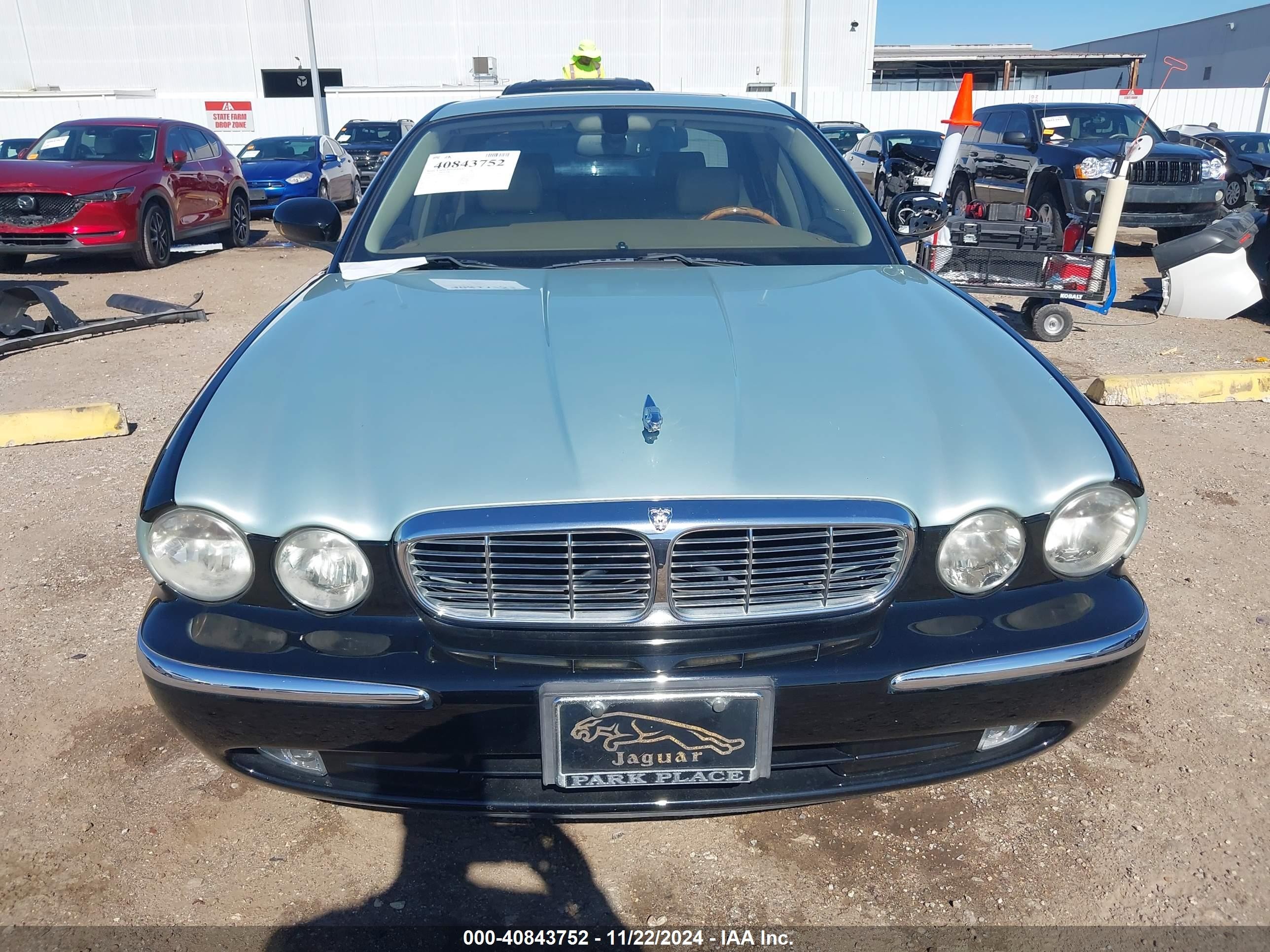 2005 Jaguar Xj Xj8 L Silver vin: SAJWA79C85SG43791