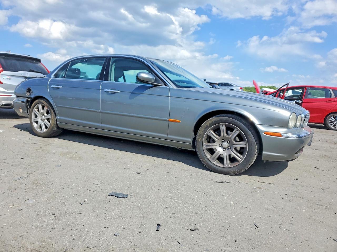 2005 Jaguar Xj8 L Gray vin: SAJWA79C95SG48787