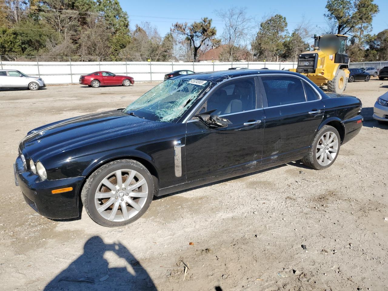 2008 Jaguar Xj Vanden Plas Black vin: SAJWA82B08SH27857