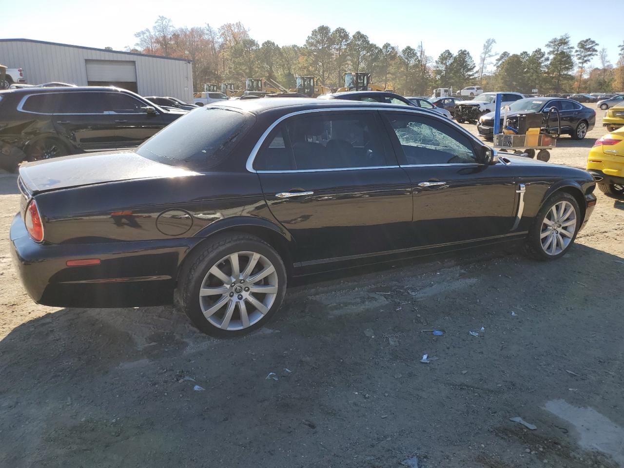 2008 Jaguar Xj Vanden Plas Black vin: SAJWA82B08SH27857
