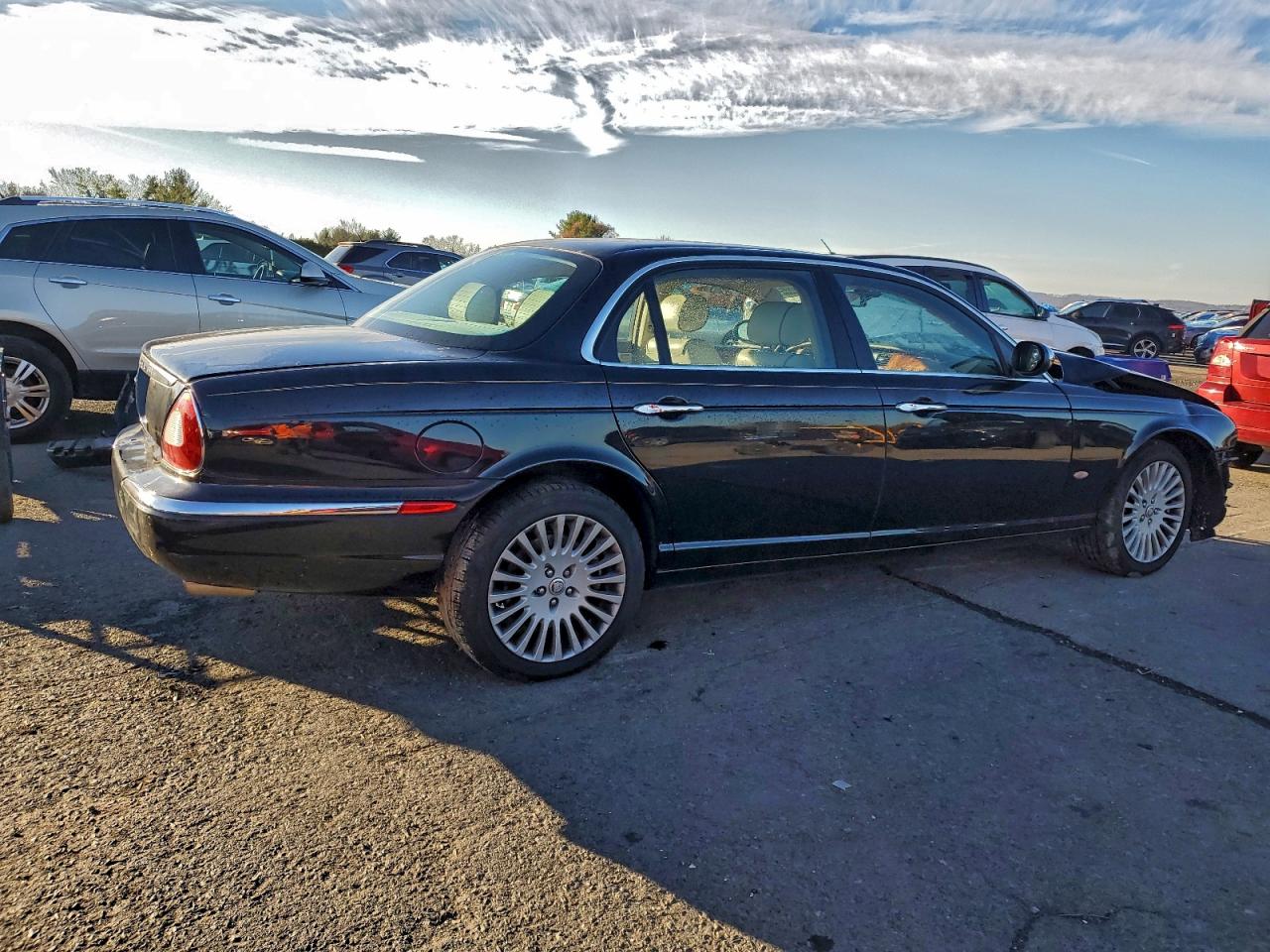 2006 Jaguar Vandenplas Black vin: SAJWA82B16SH01331