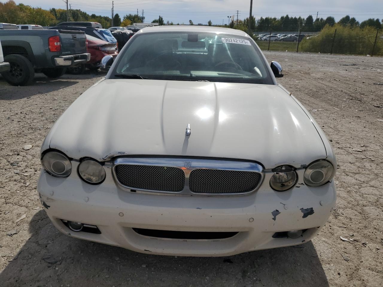 2008 Jaguar Xj Vanden Plas White vin: SAJWA82B18SH20934