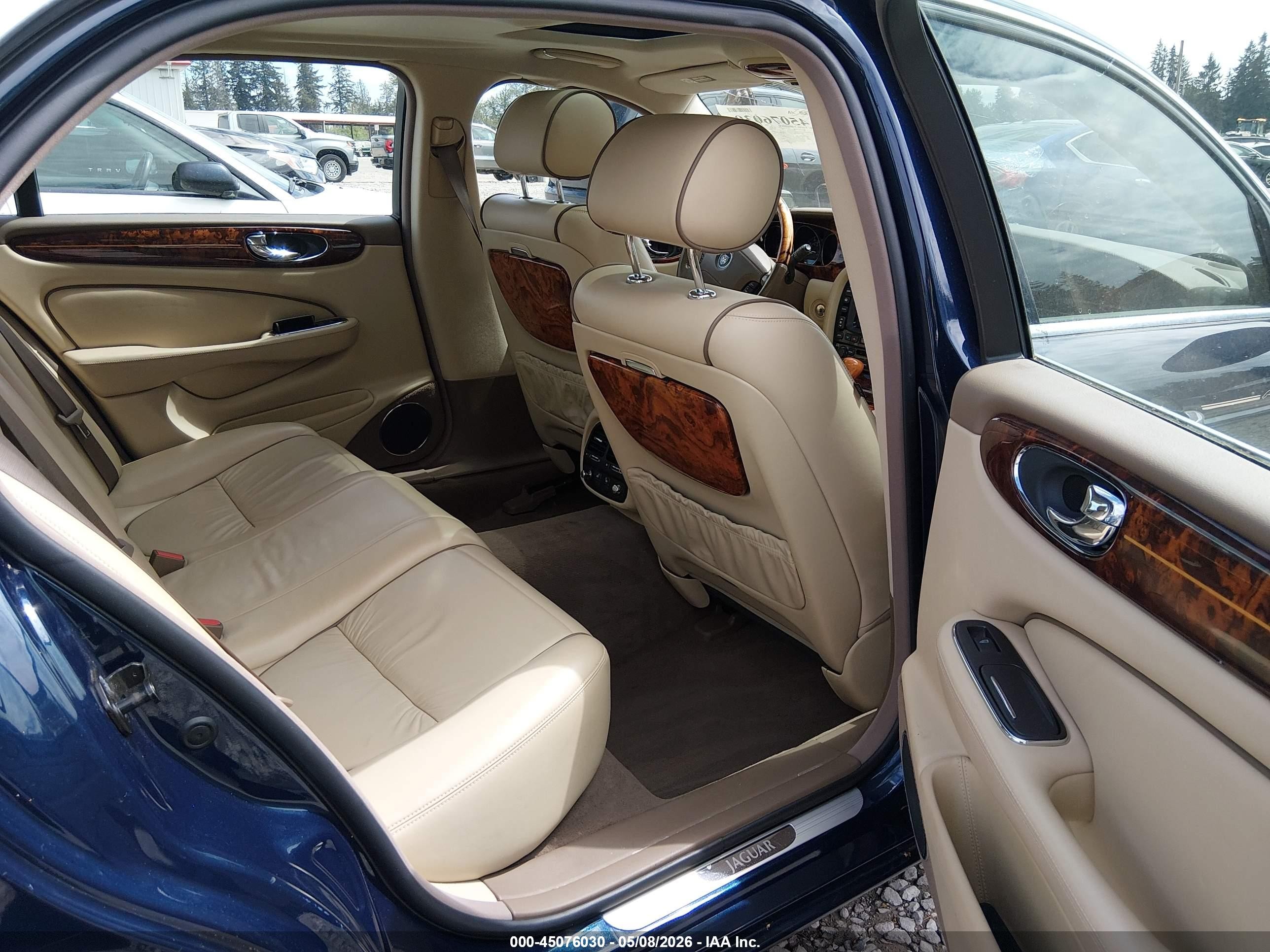 2006 Jaguar Xj Vanden Plas Blue vin: SAJWA82B46SG49953